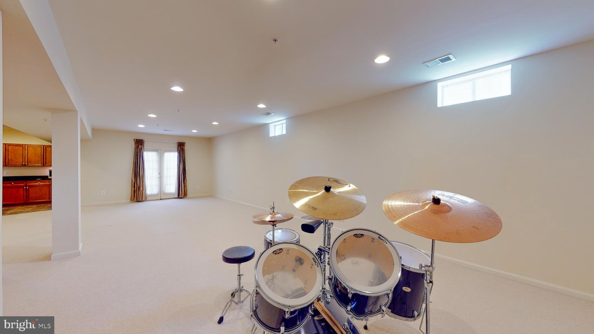 PARKSIDE CONDOMINIUMS - Residential