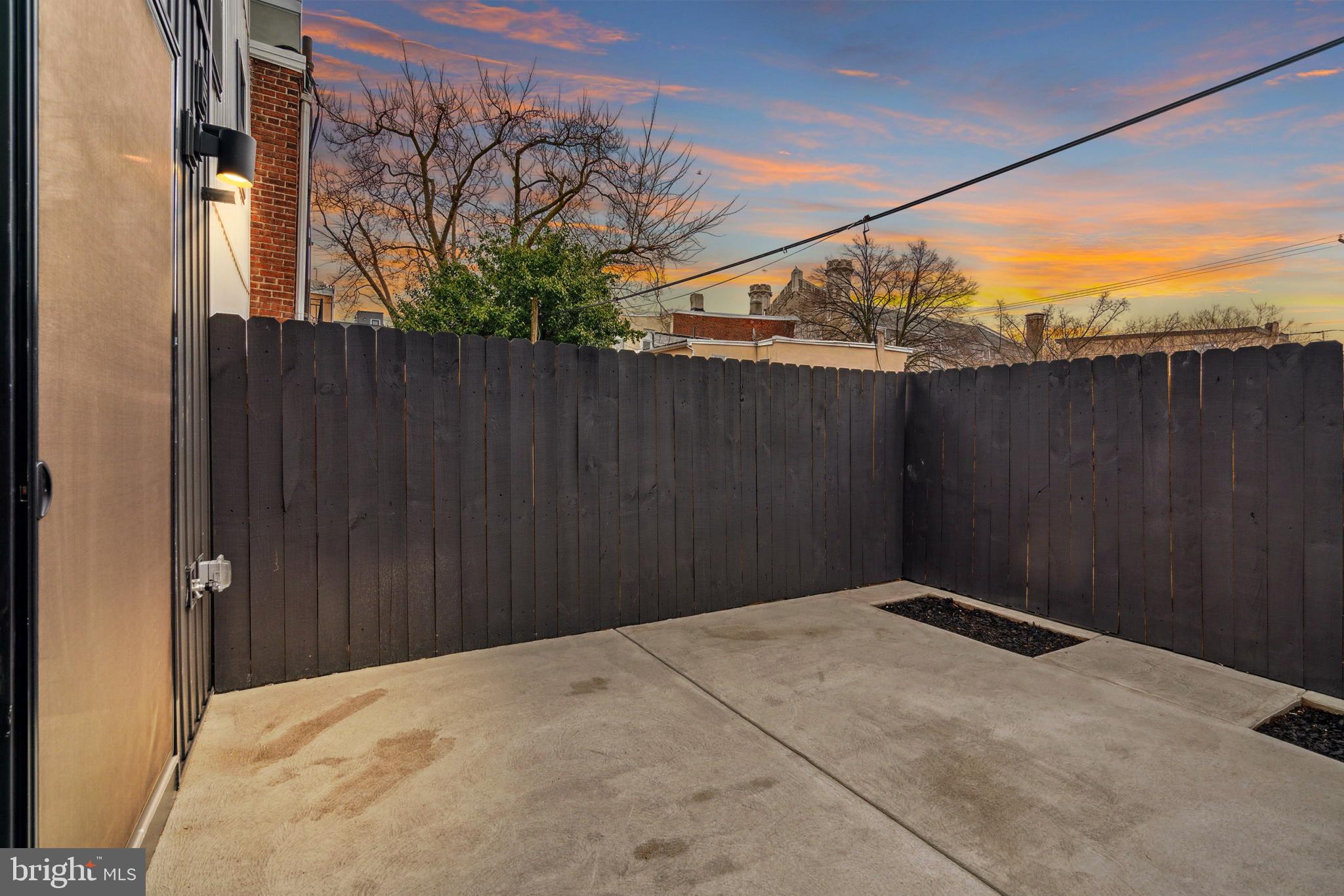 GRADUATE HOSPITAL - Residential