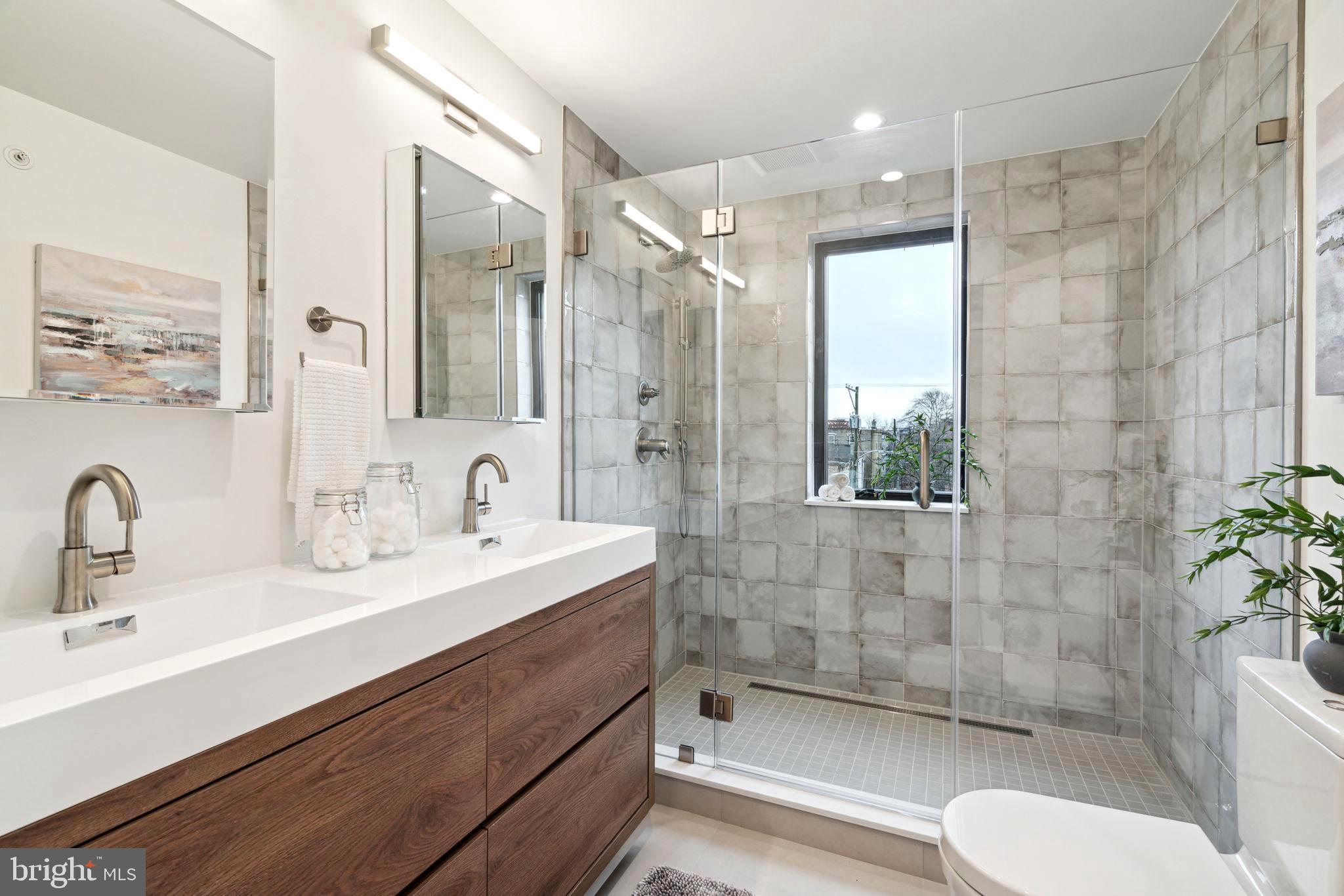 GRADUATE HOSPITAL - Residential