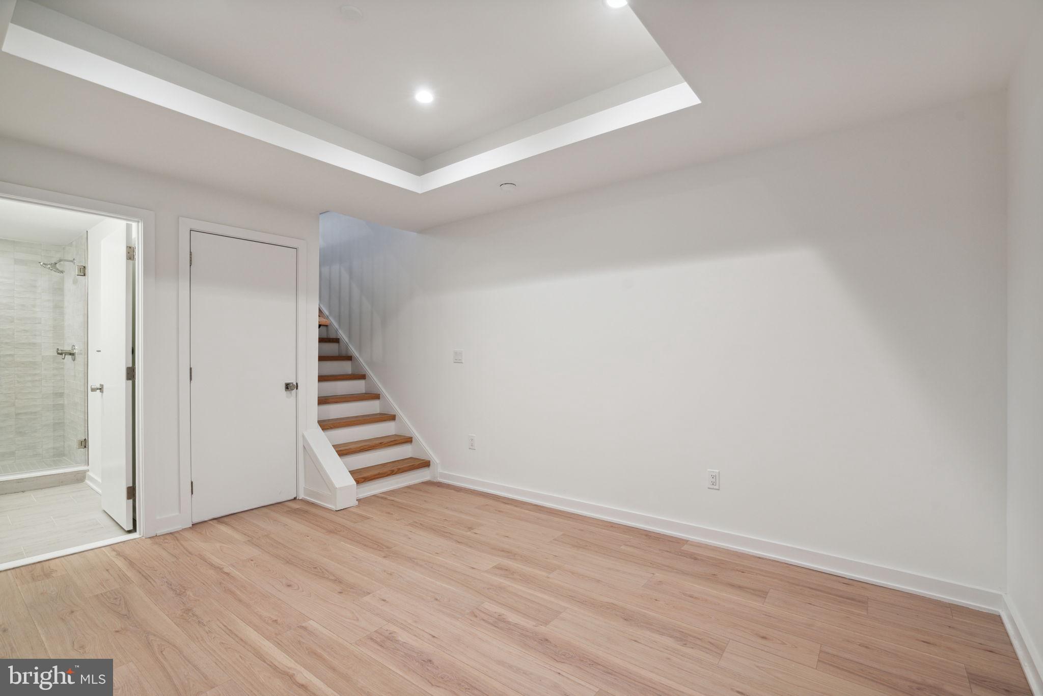 GRADUATE HOSPITAL - Residential