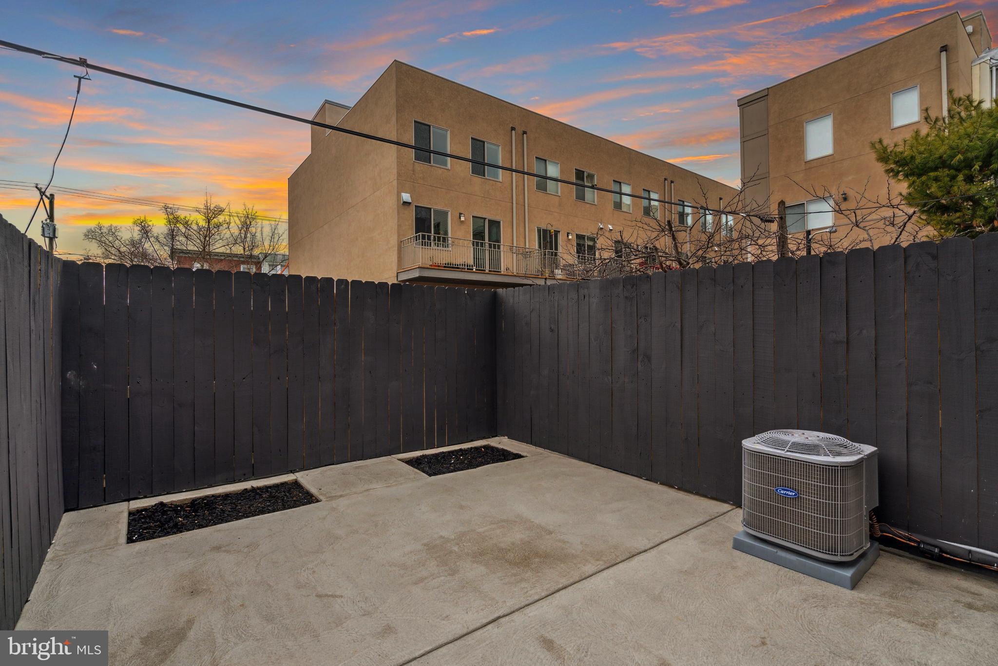 GRADUATE HOSPITAL - Residential