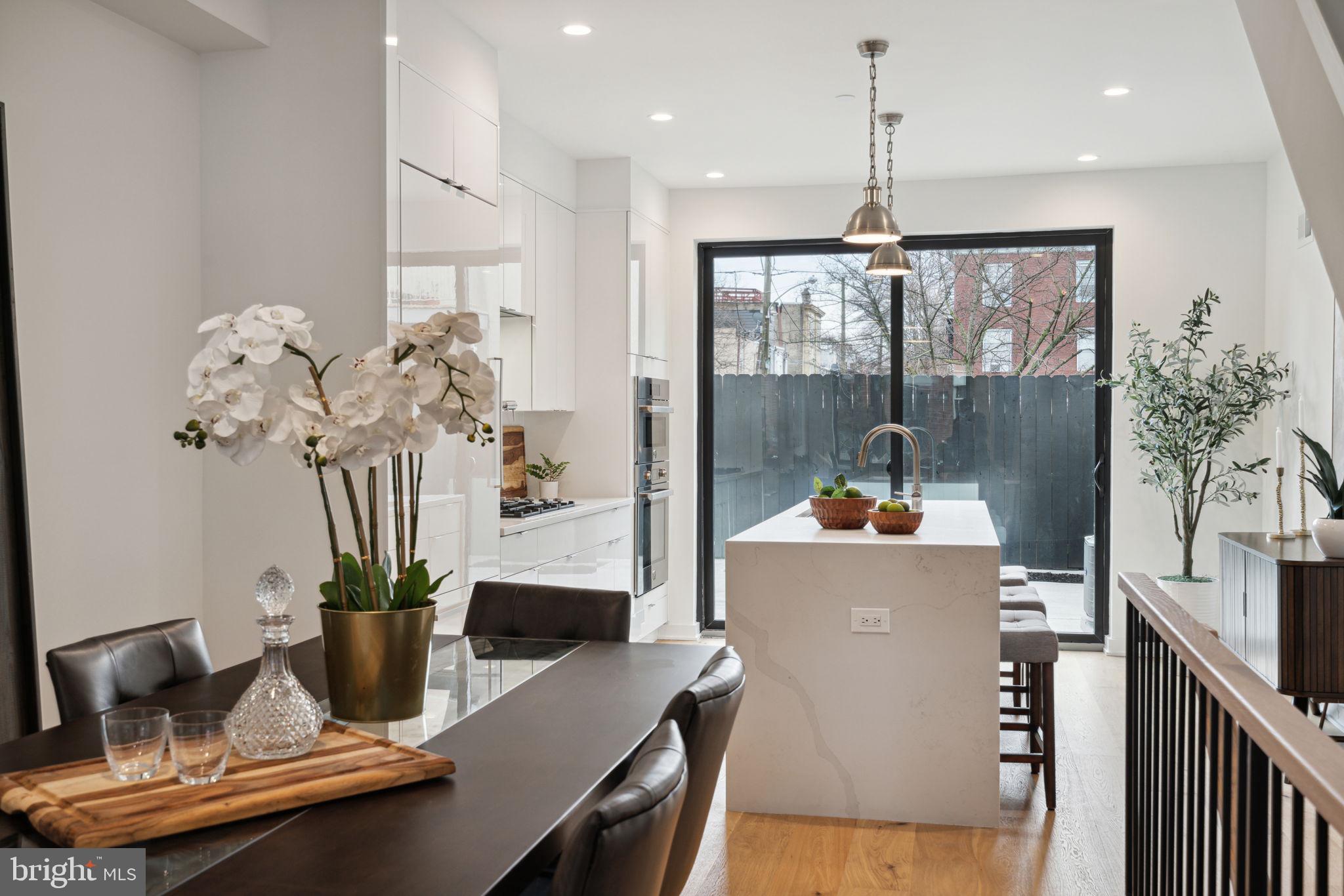 GRADUATE HOSPITAL - Residential