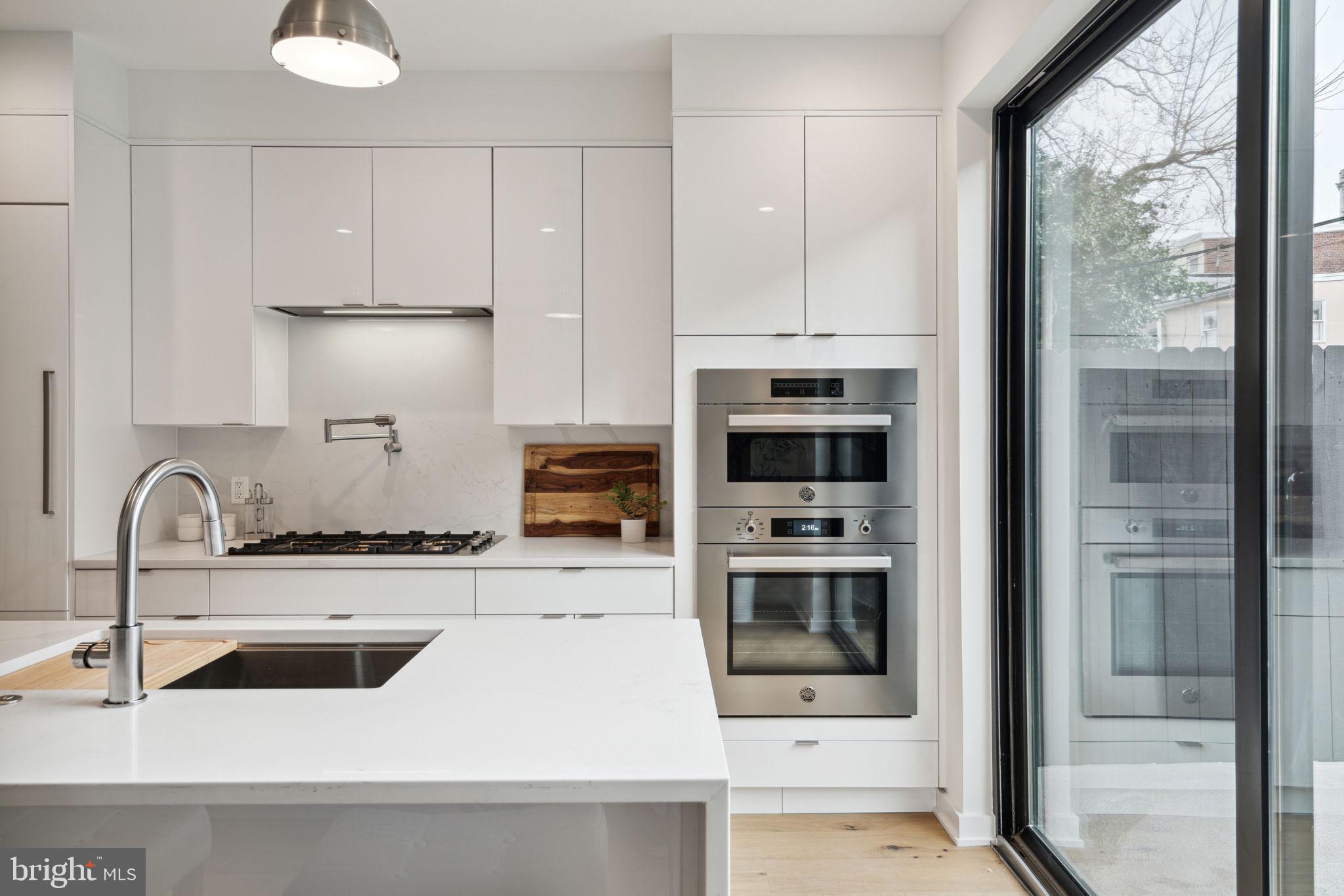 GRADUATE HOSPITAL - Residential