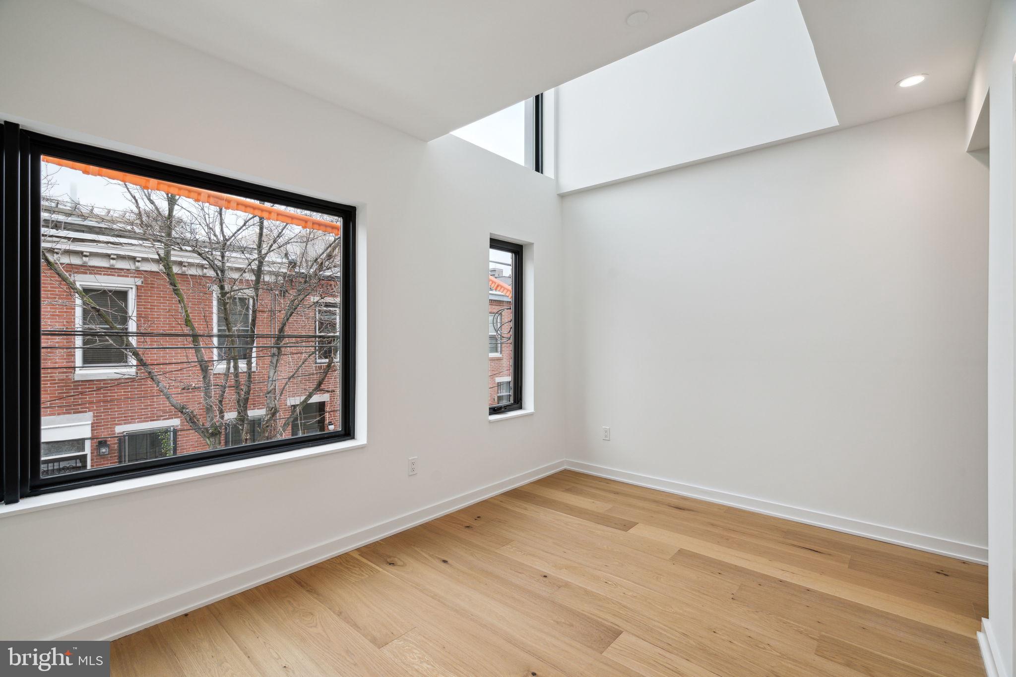 GRADUATE HOSPITAL - Residential