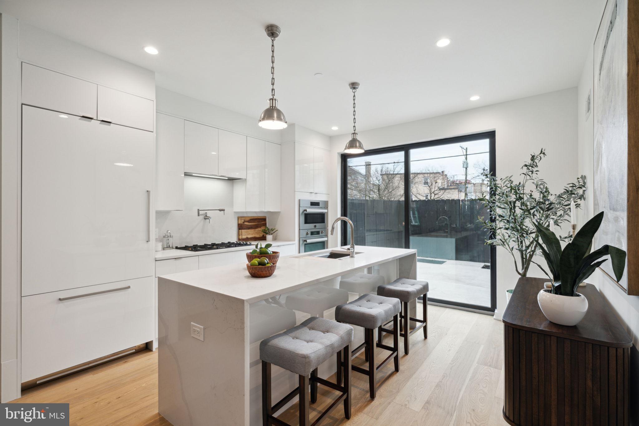 GRADUATE HOSPITAL - Residential