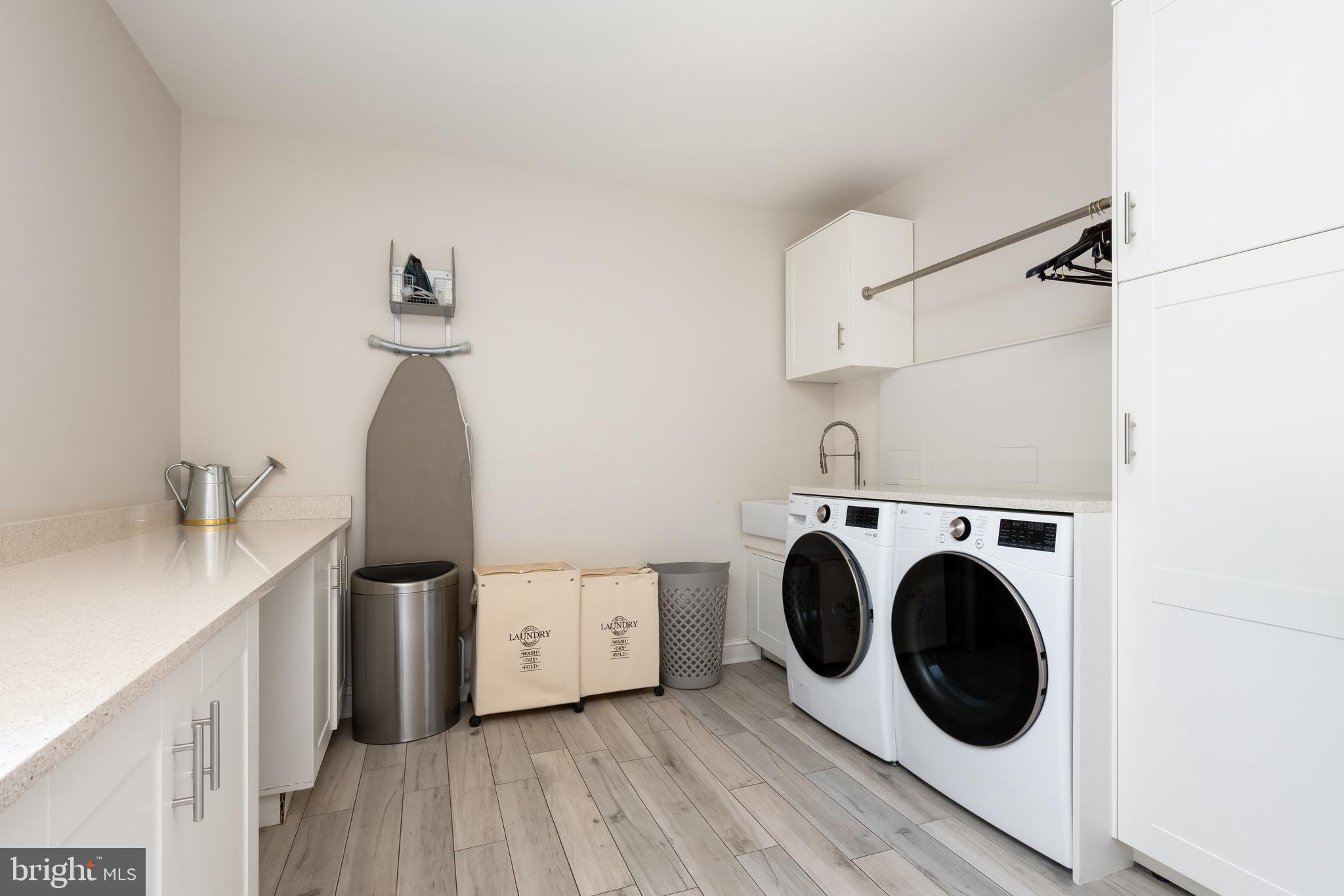 BERKLEY - Residential