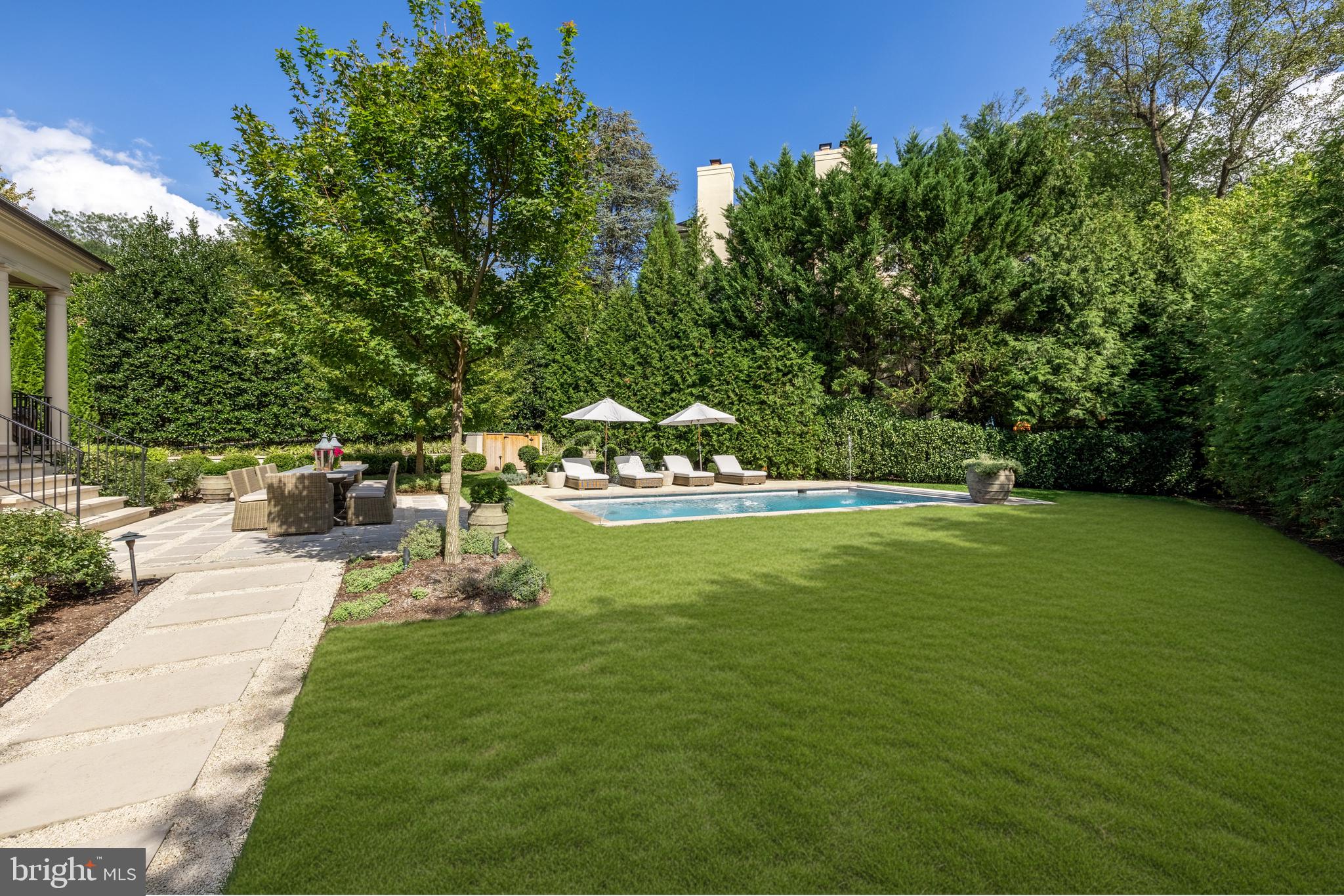BERKLEY - Residential