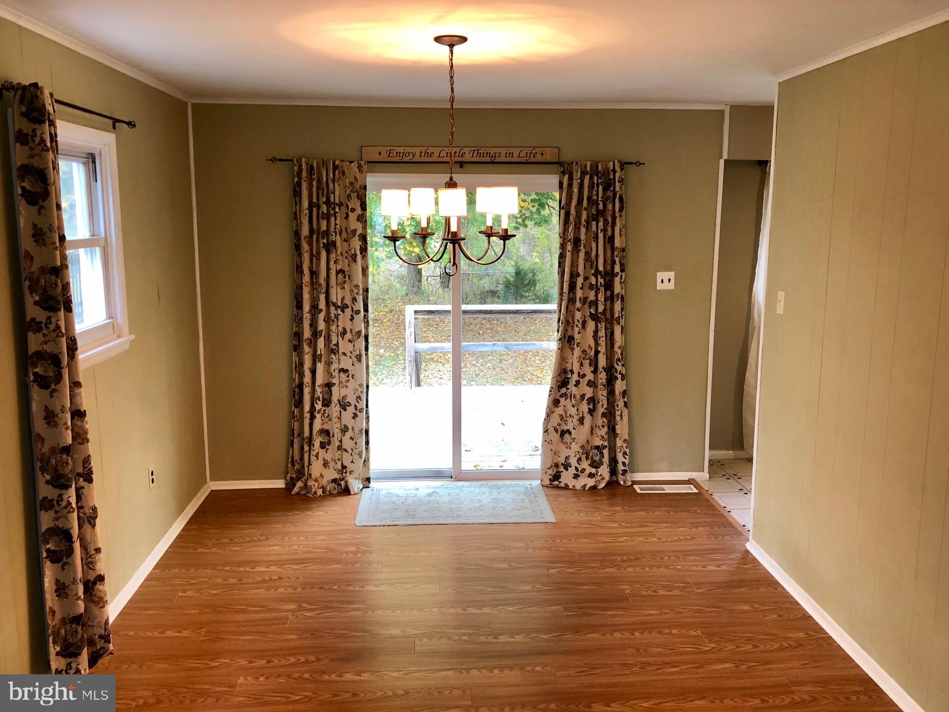 FOREST HILLS - Residential