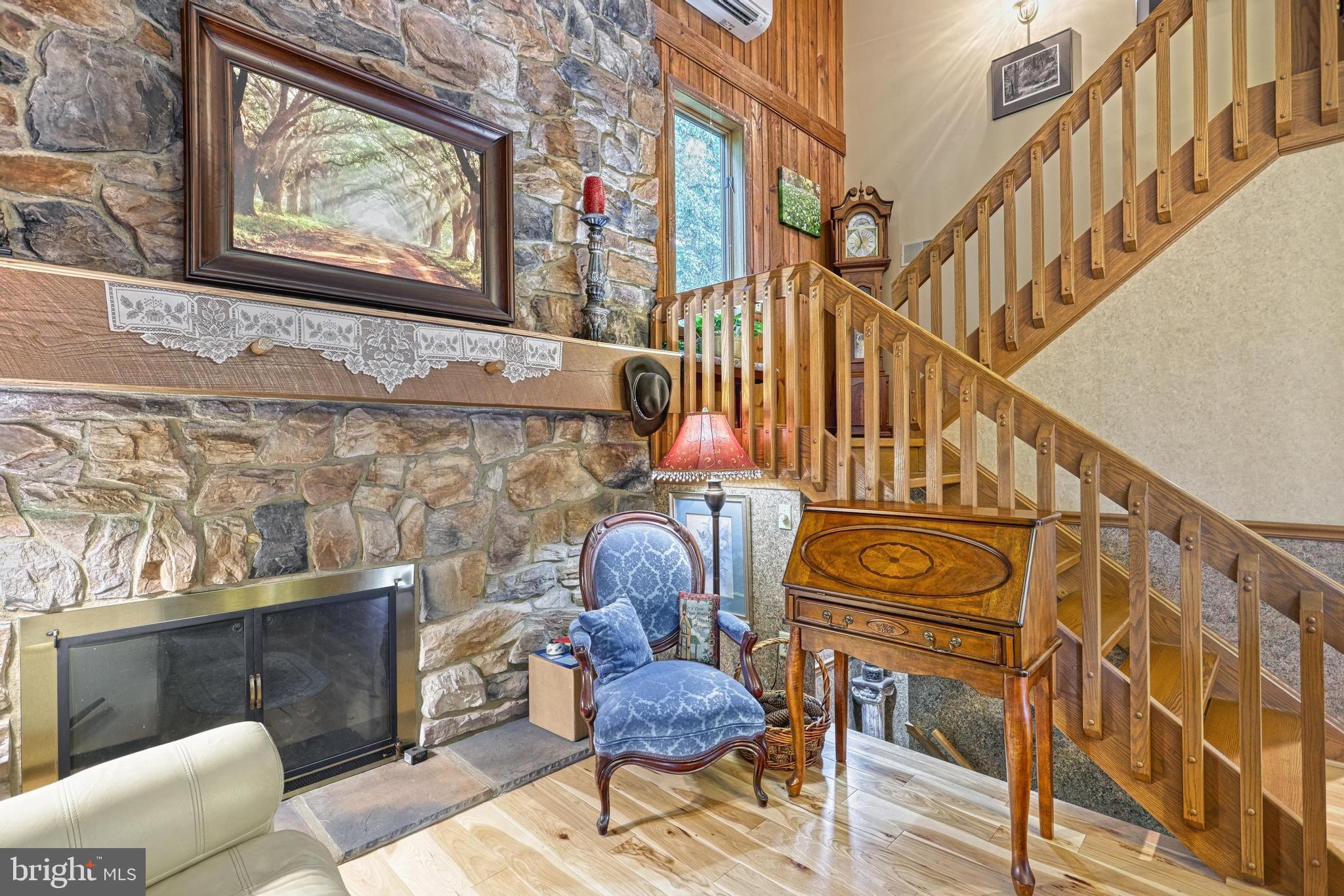 SOUTHAMPTON TWP - Residential