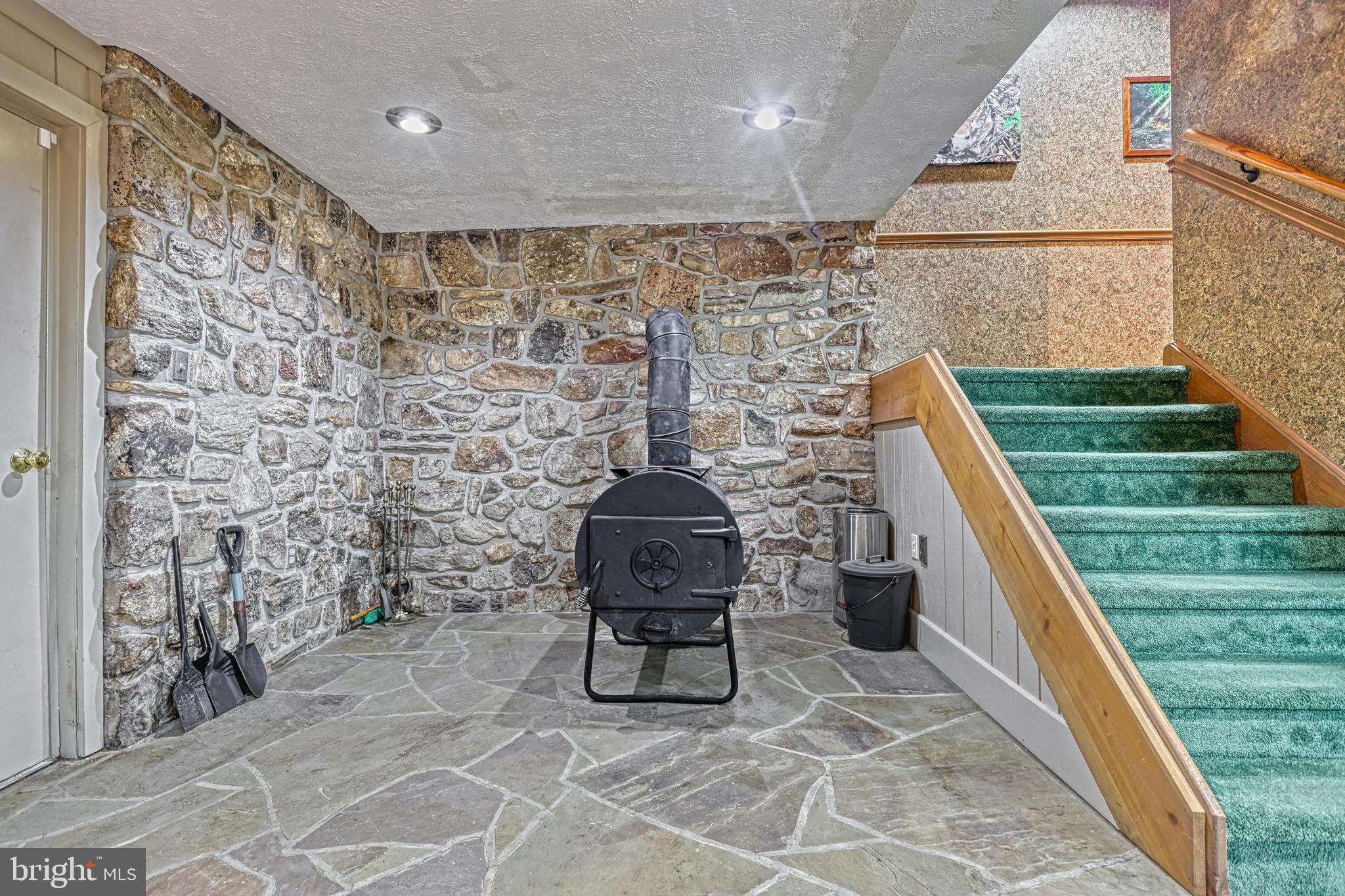 SOUTHAMPTON TWP - Residential