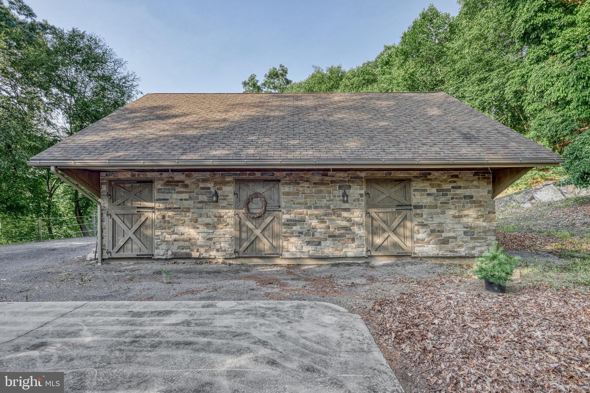 SOUTHAMPTON TWP - Residential