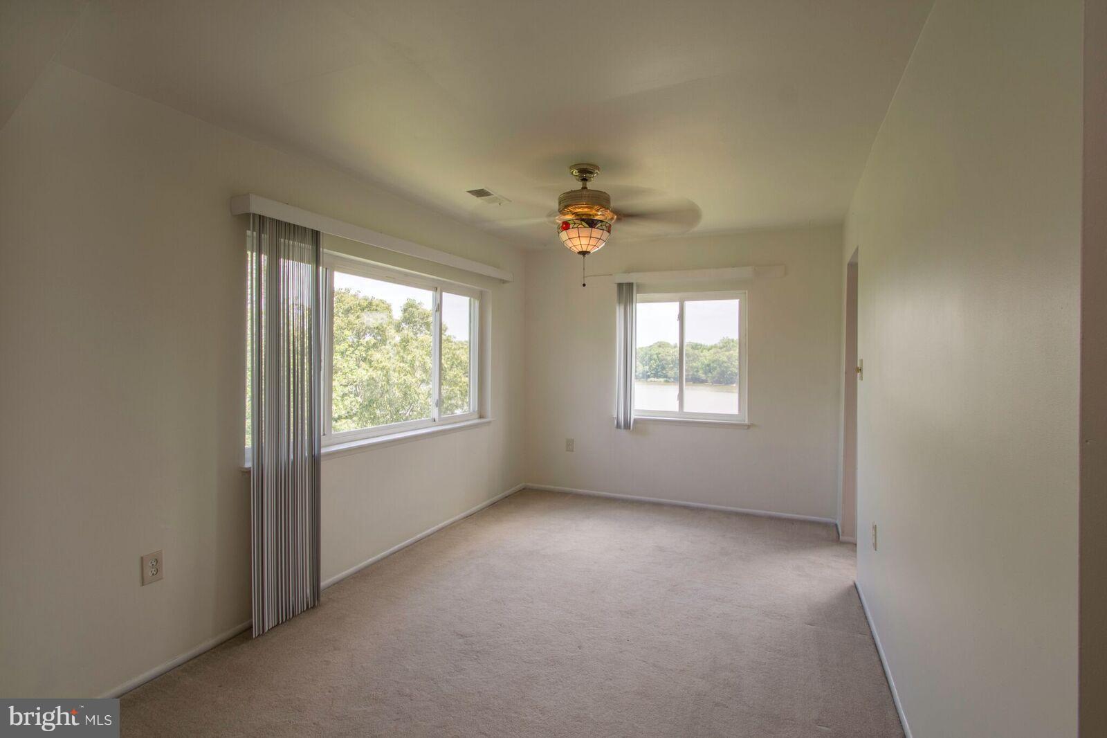 GATEWATER LANDING - Residential Lease