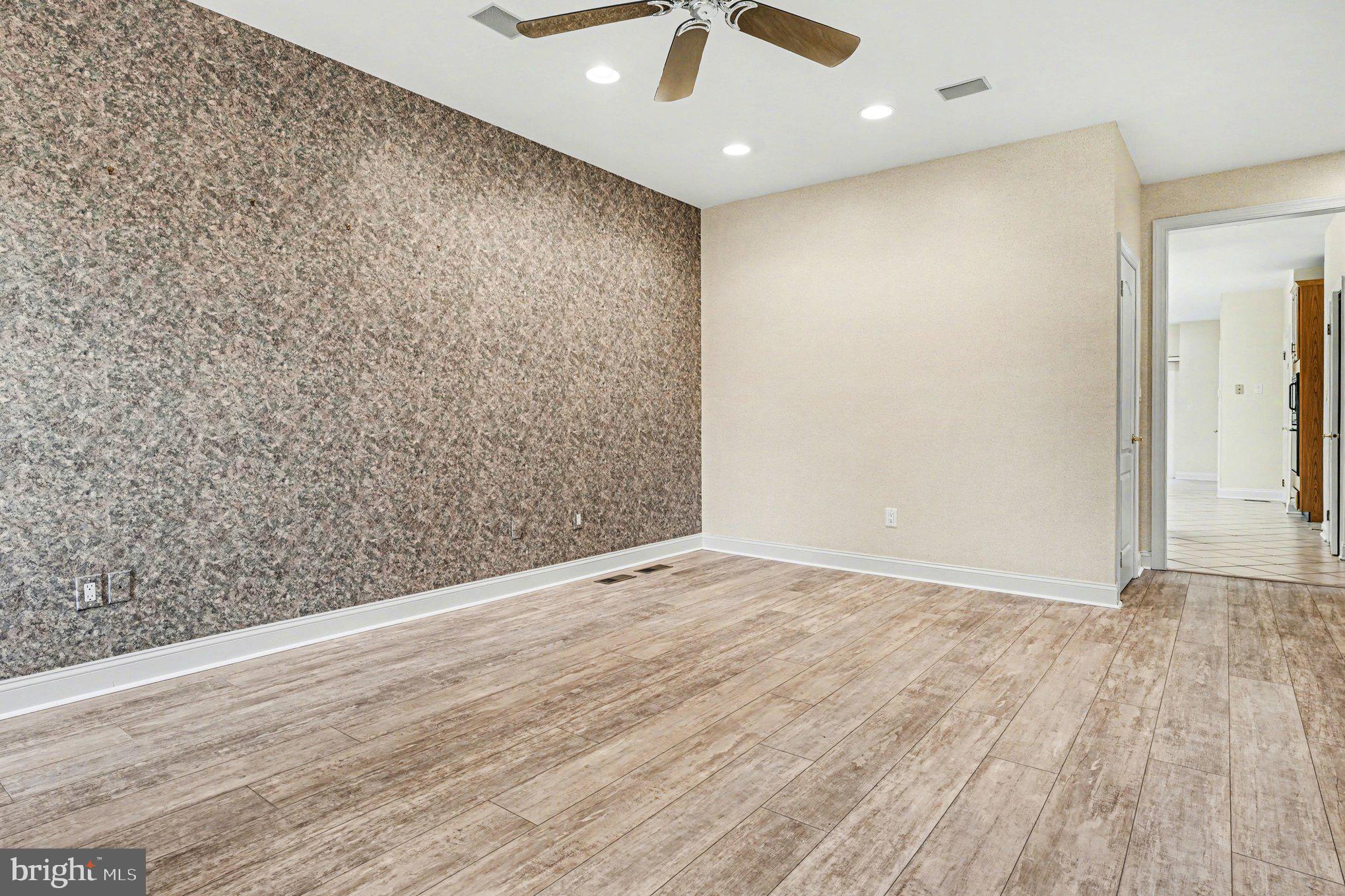 BLUE BELL CC - Residential