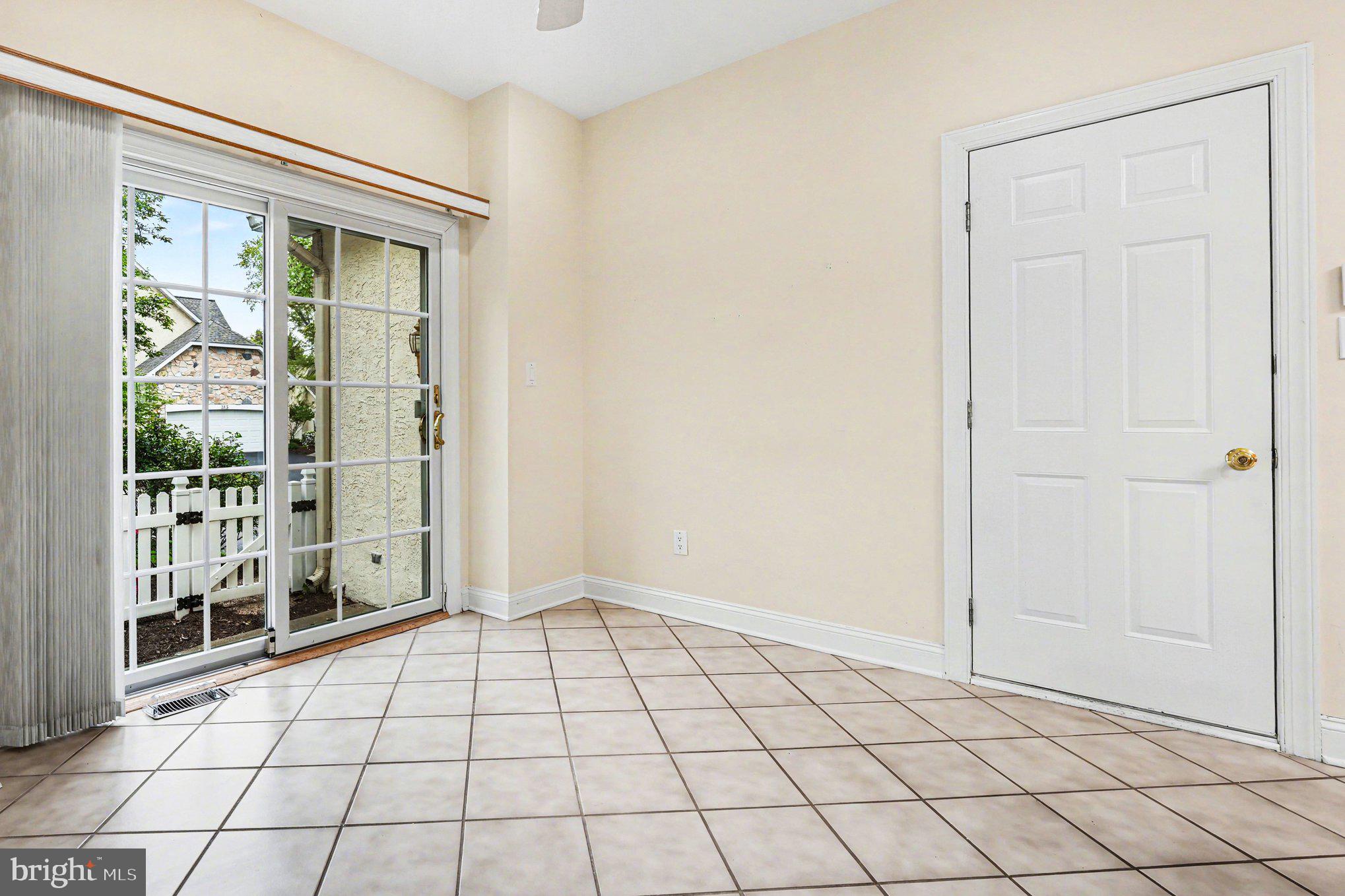 BLUE BELL CC - Residential