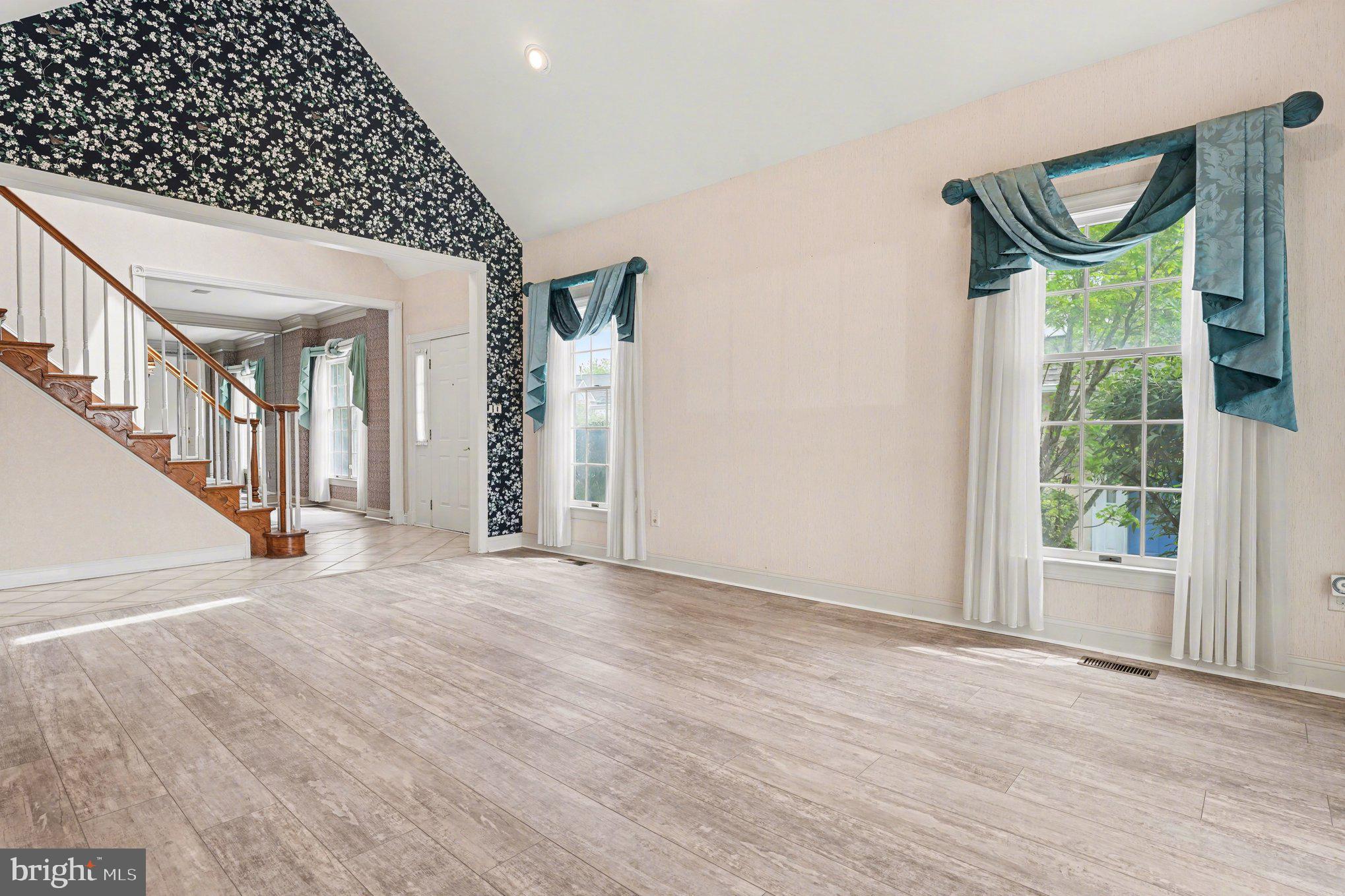 BLUE BELL CC - Residential