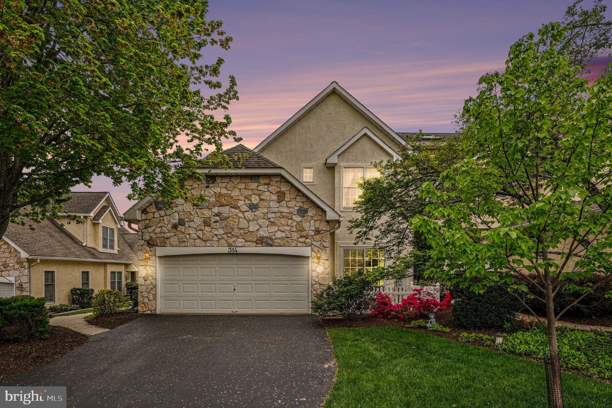 BLUE BELL CC - Residential