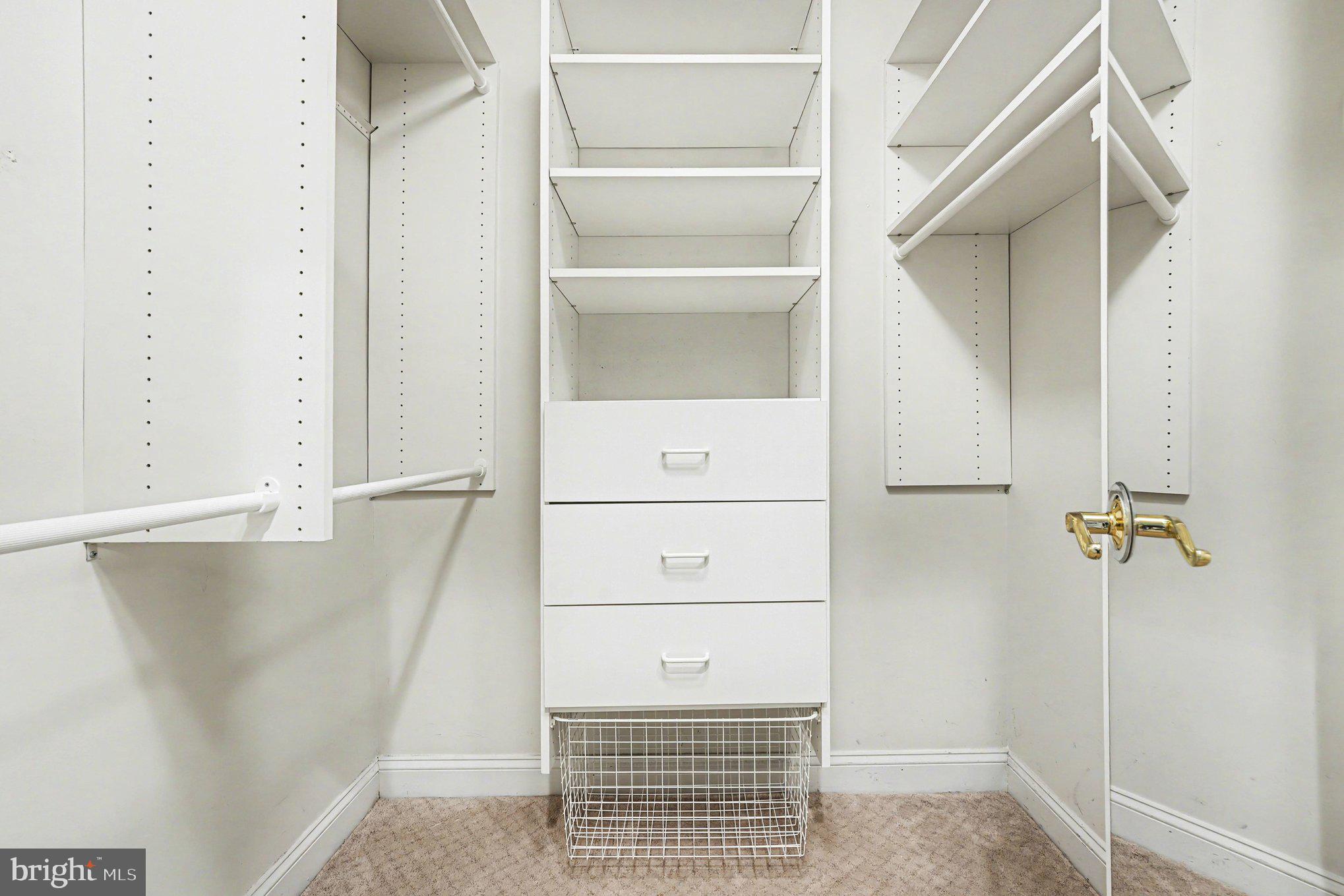 BLUE BELL CC - Residential