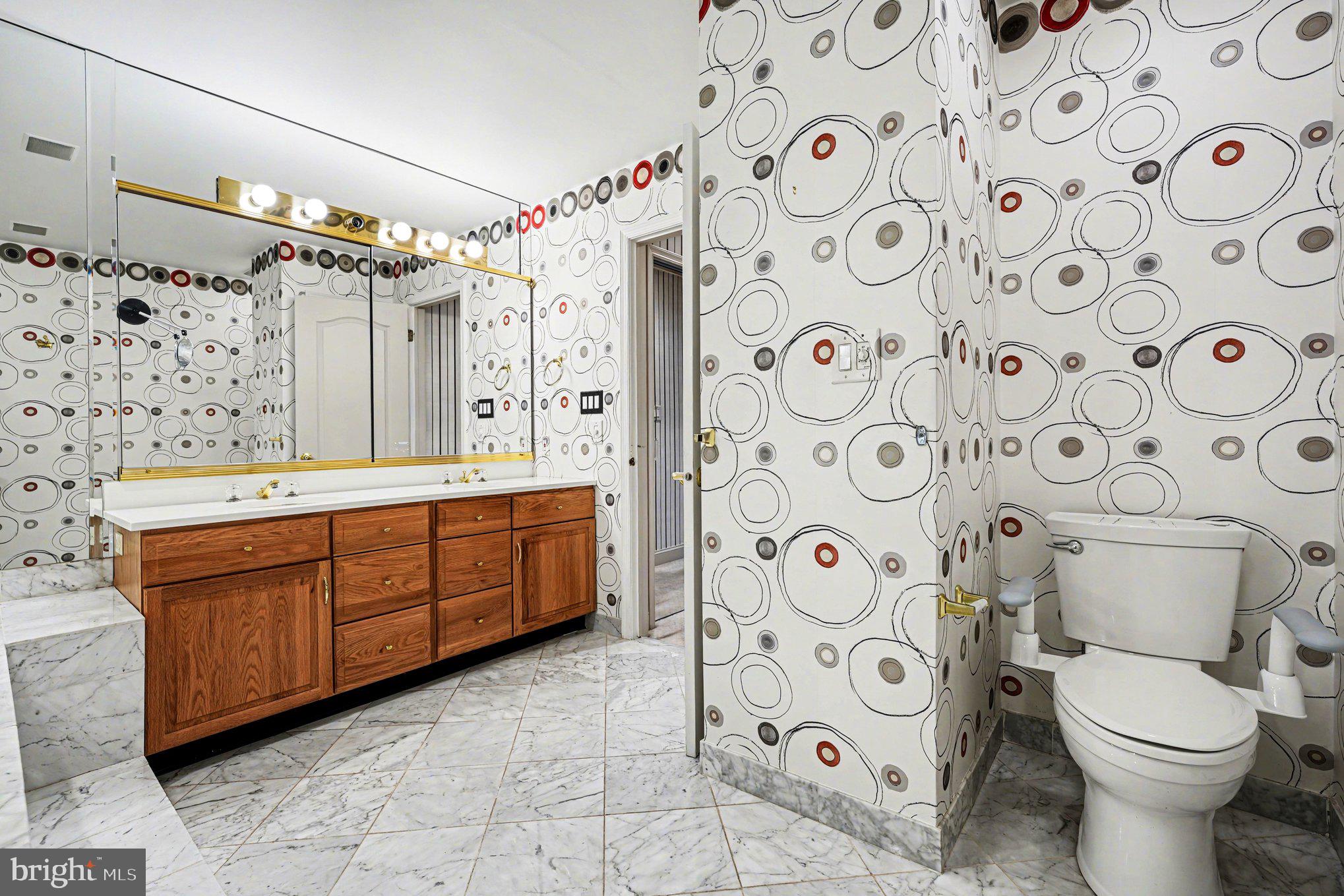 BLUE BELL CC - Residential