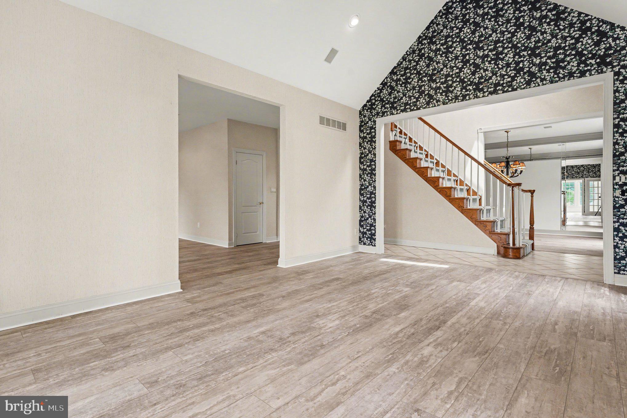 BLUE BELL CC - Residential