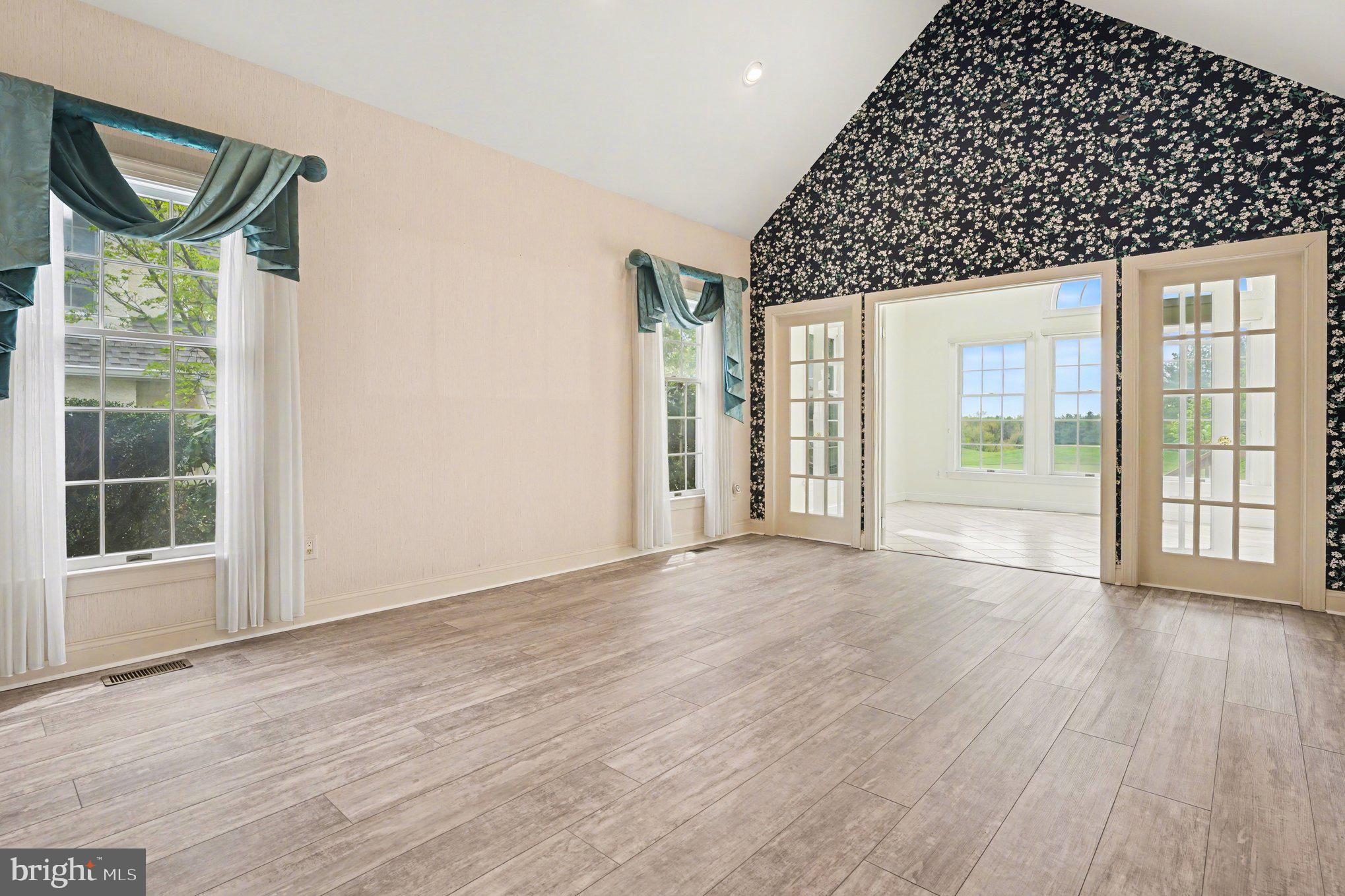 BLUE BELL CC - Residential