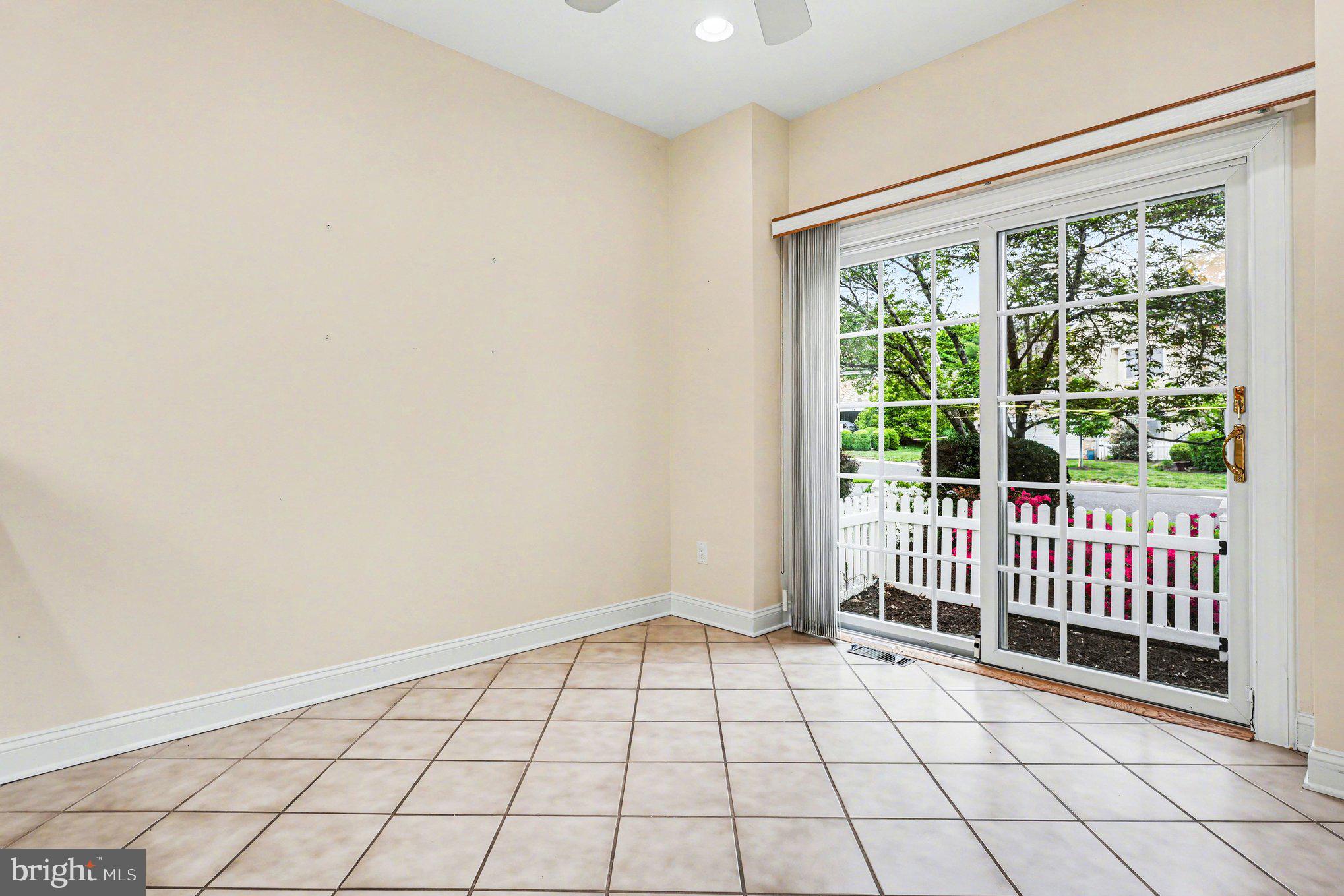 BLUE BELL CC - Residential