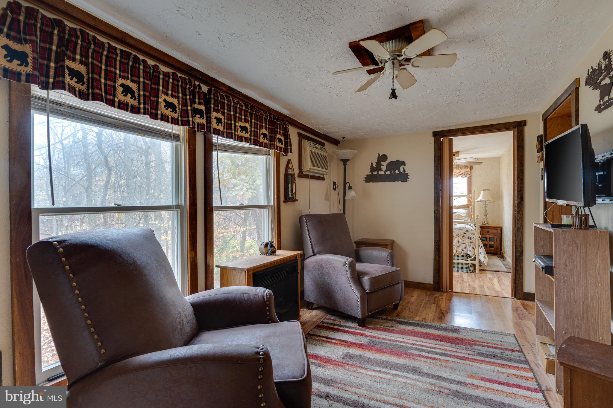 RIVER BEND - Residential