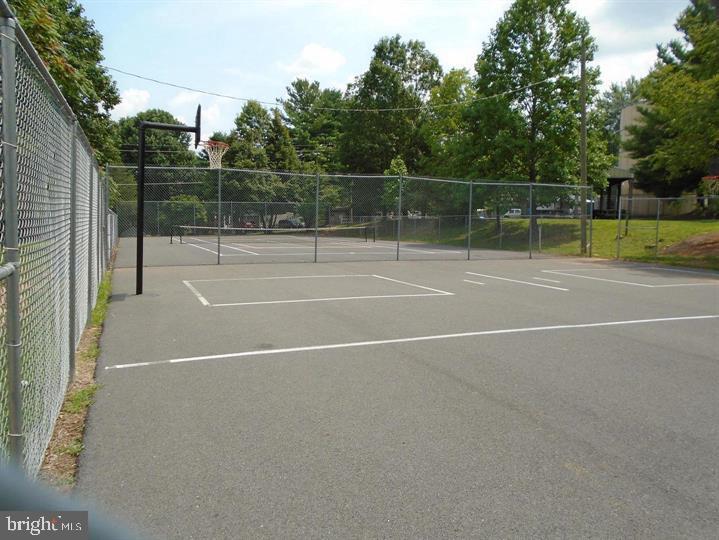 RIVER BEND - Residential