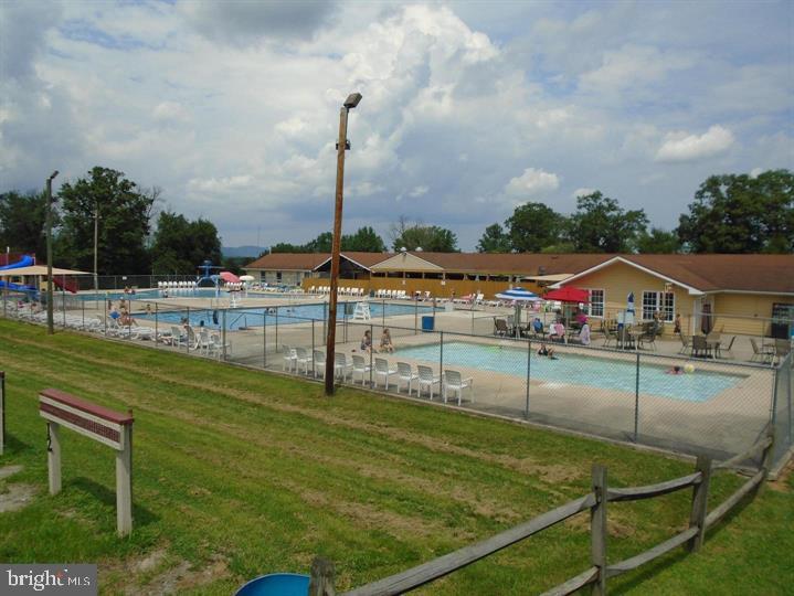 RIVER BEND - Residential