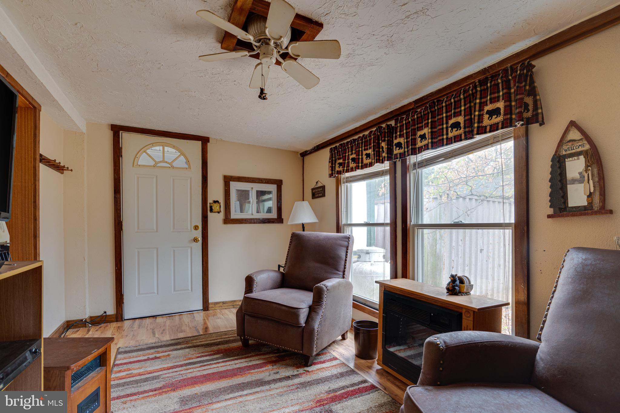 RIVER BEND - Residential