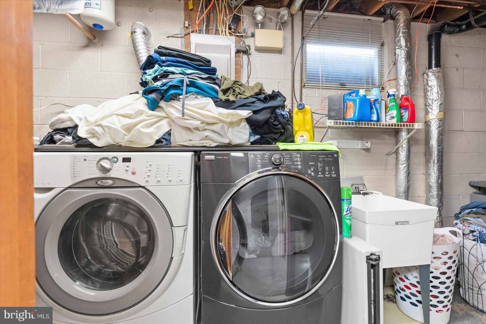 HILLTOP - Residential