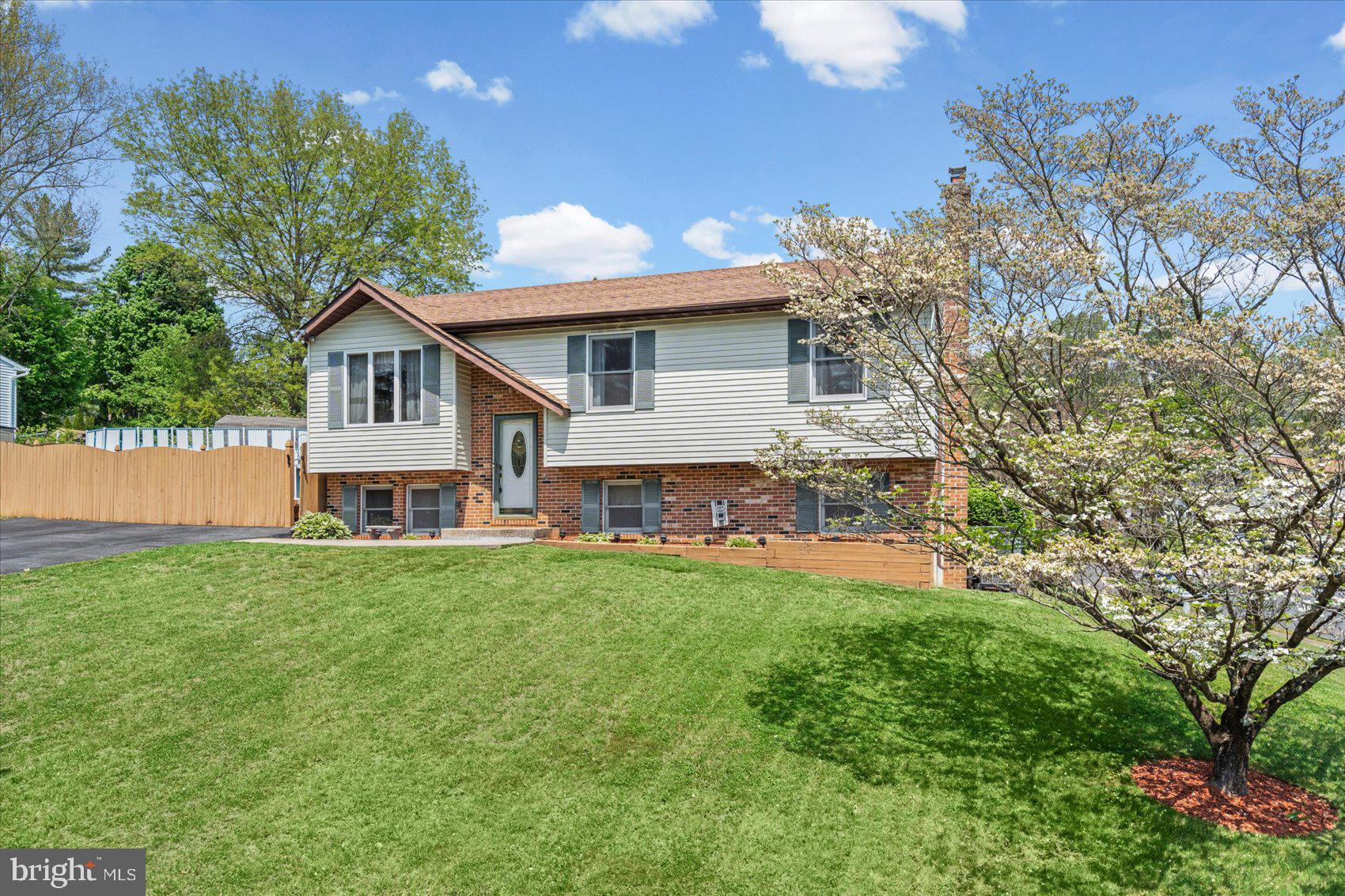 HILLTOP - Residential