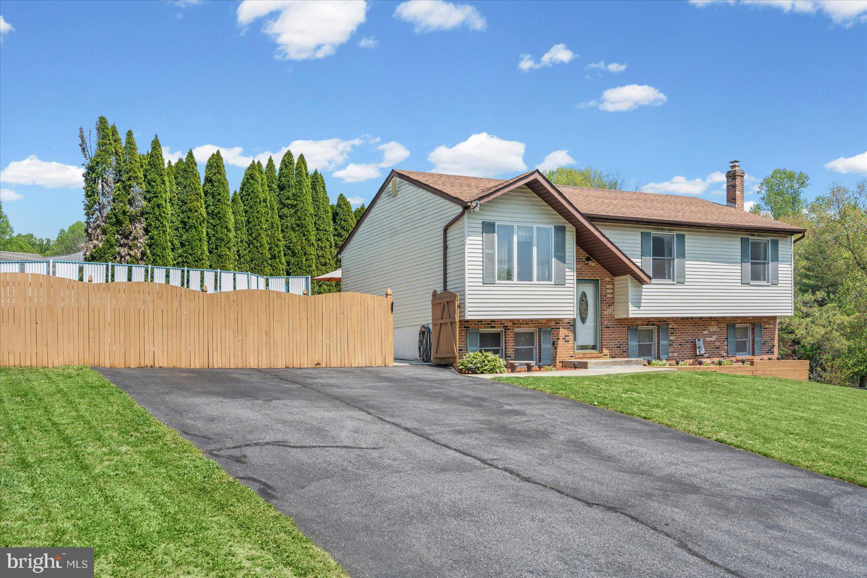 HILLTOP - Residential