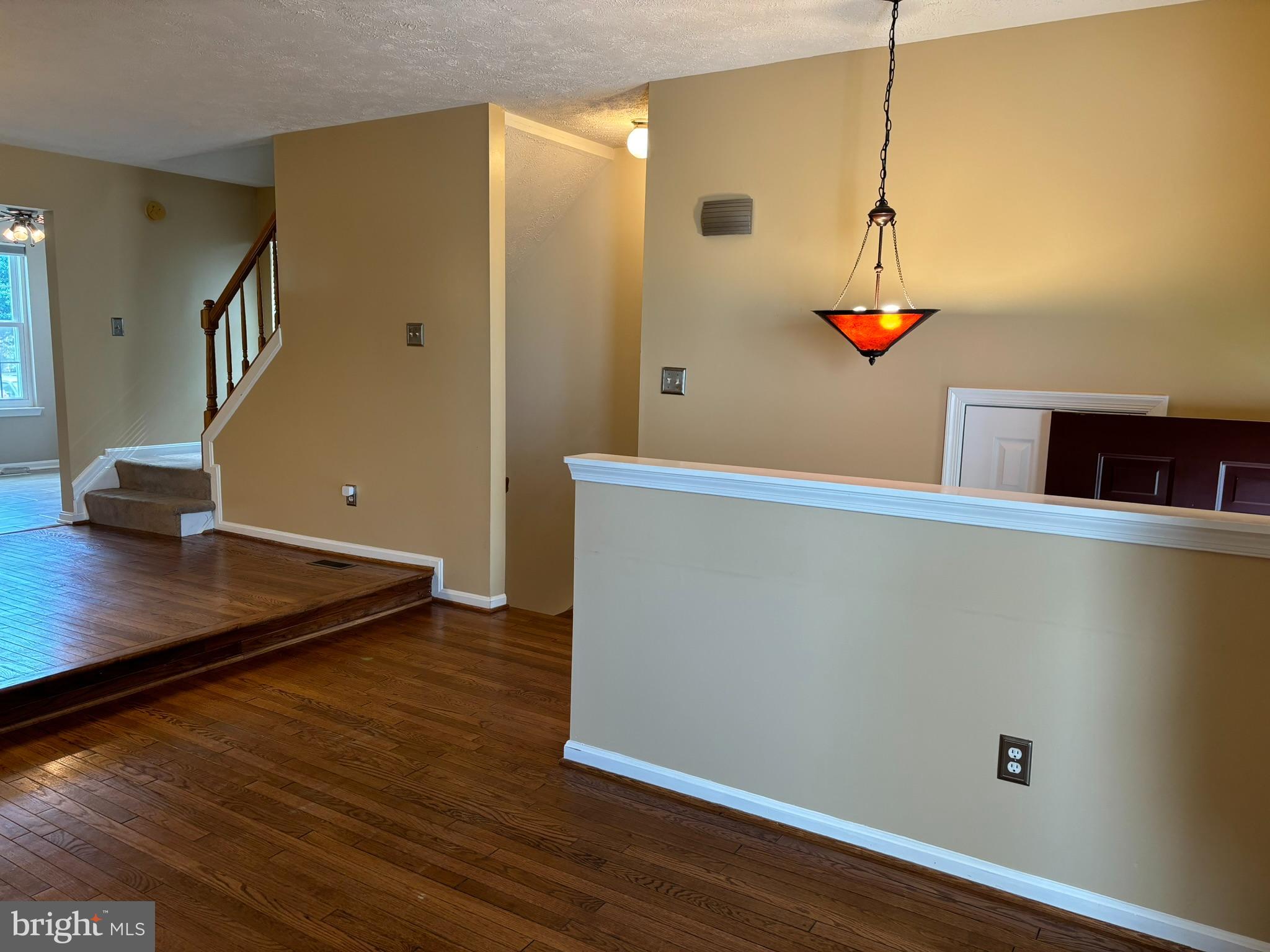 SINGLETONS GROVE - Residential Lease