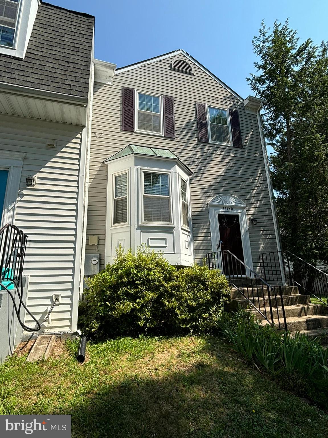 SINGLETONS GROVE - Residential Lease