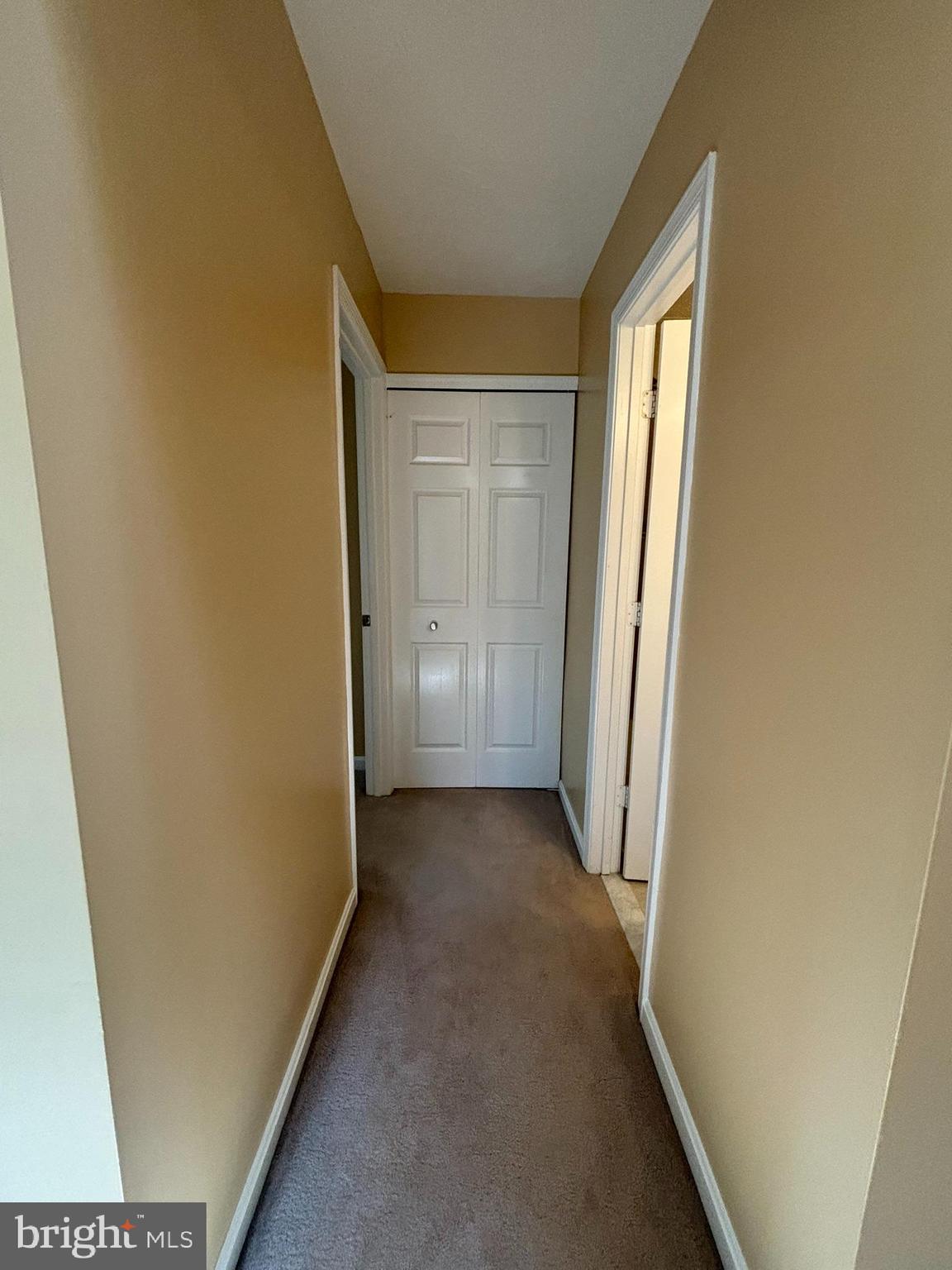 SINGLETONS GROVE - Residential Lease