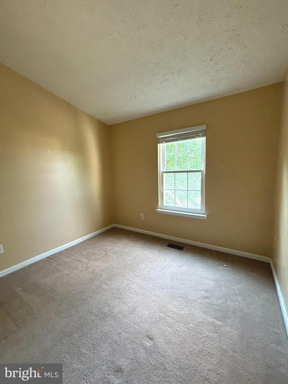 SINGLETONS GROVE - Residential Lease