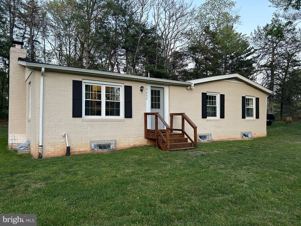 Photo of 9452 Piney Mountain Road, WARRENTON, VA 20186 (MLS # VAFQ2021712)