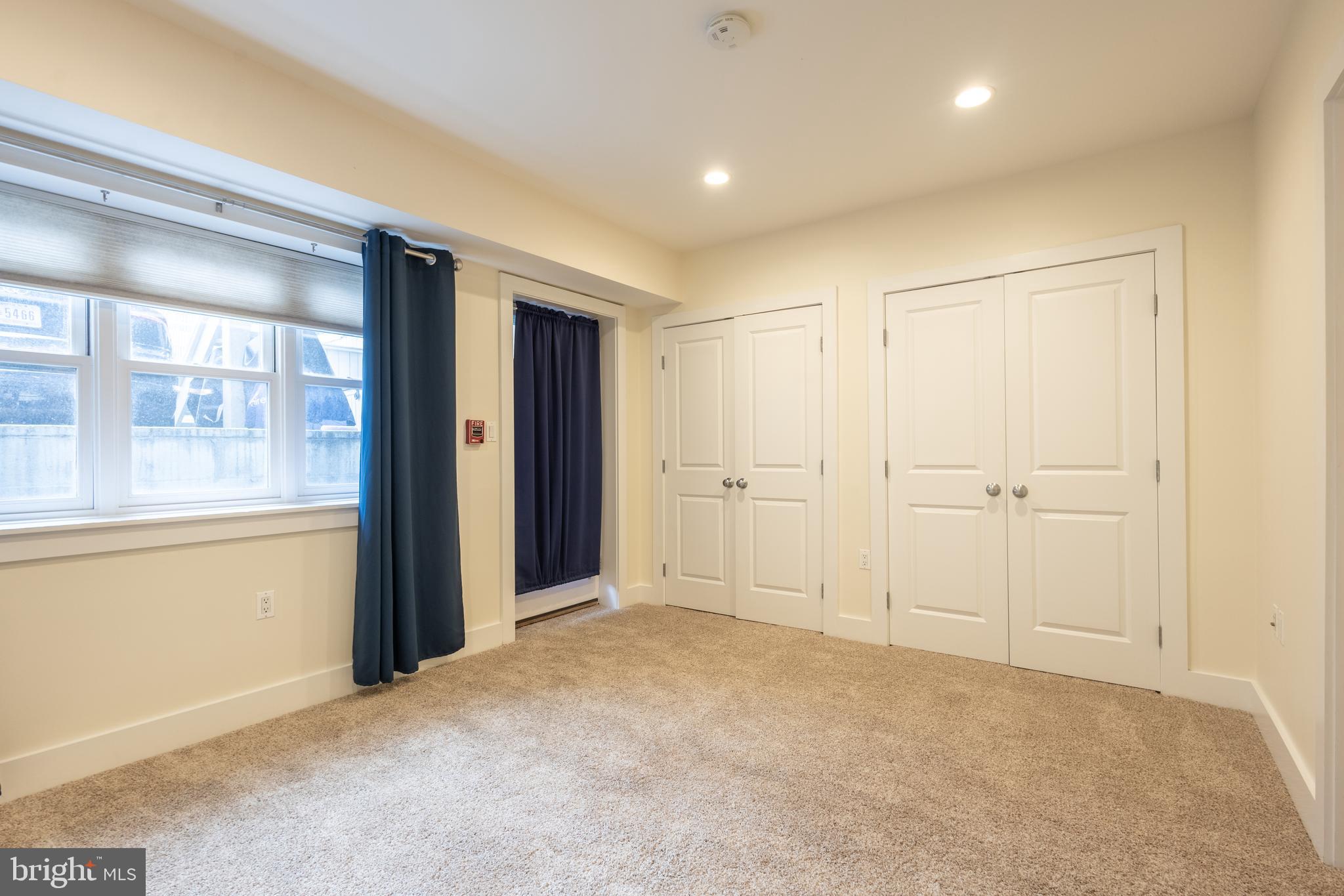 1123 6TH STREET NW 001