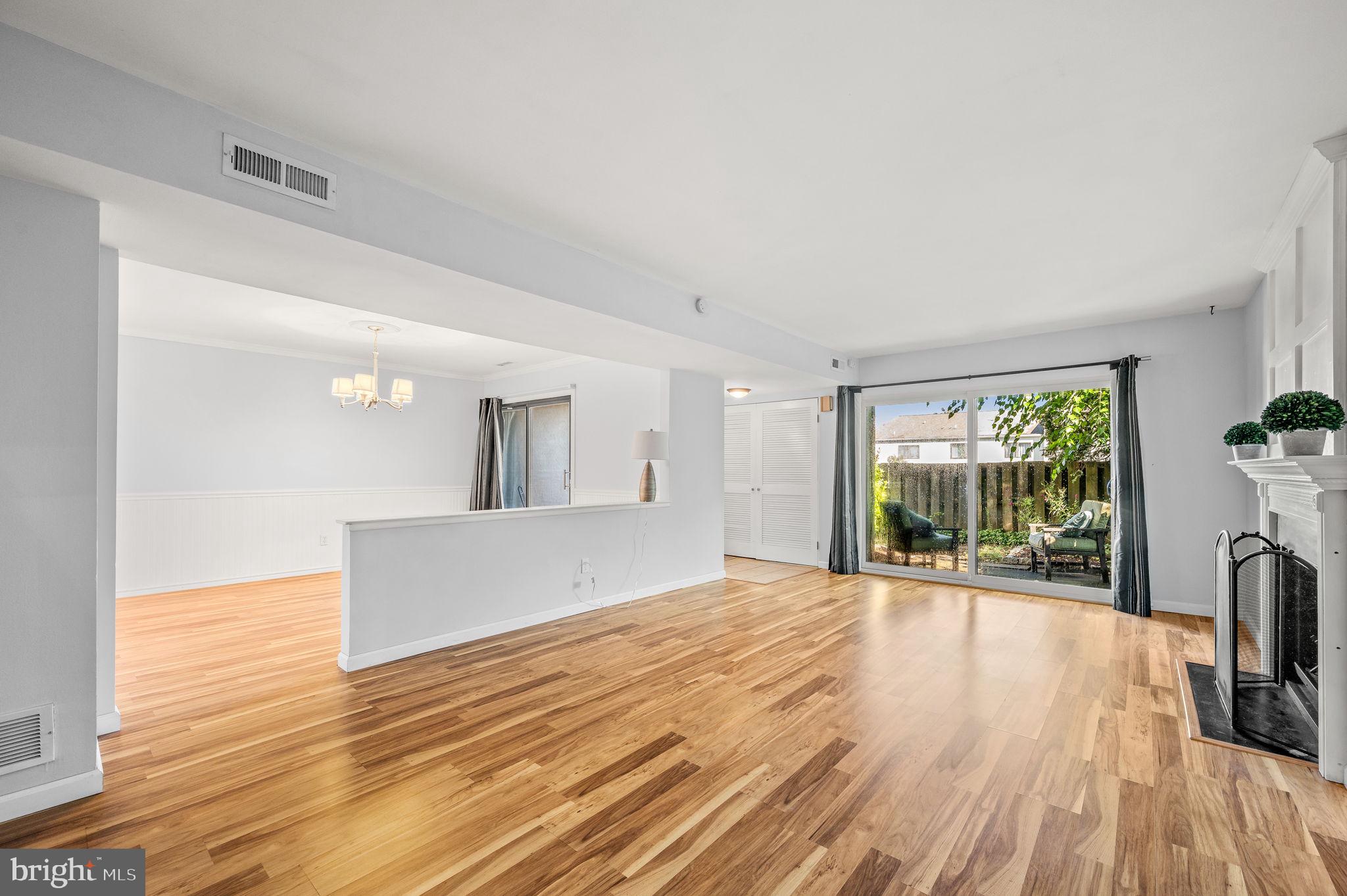 SUMMIT HOUSE - Residential Lease