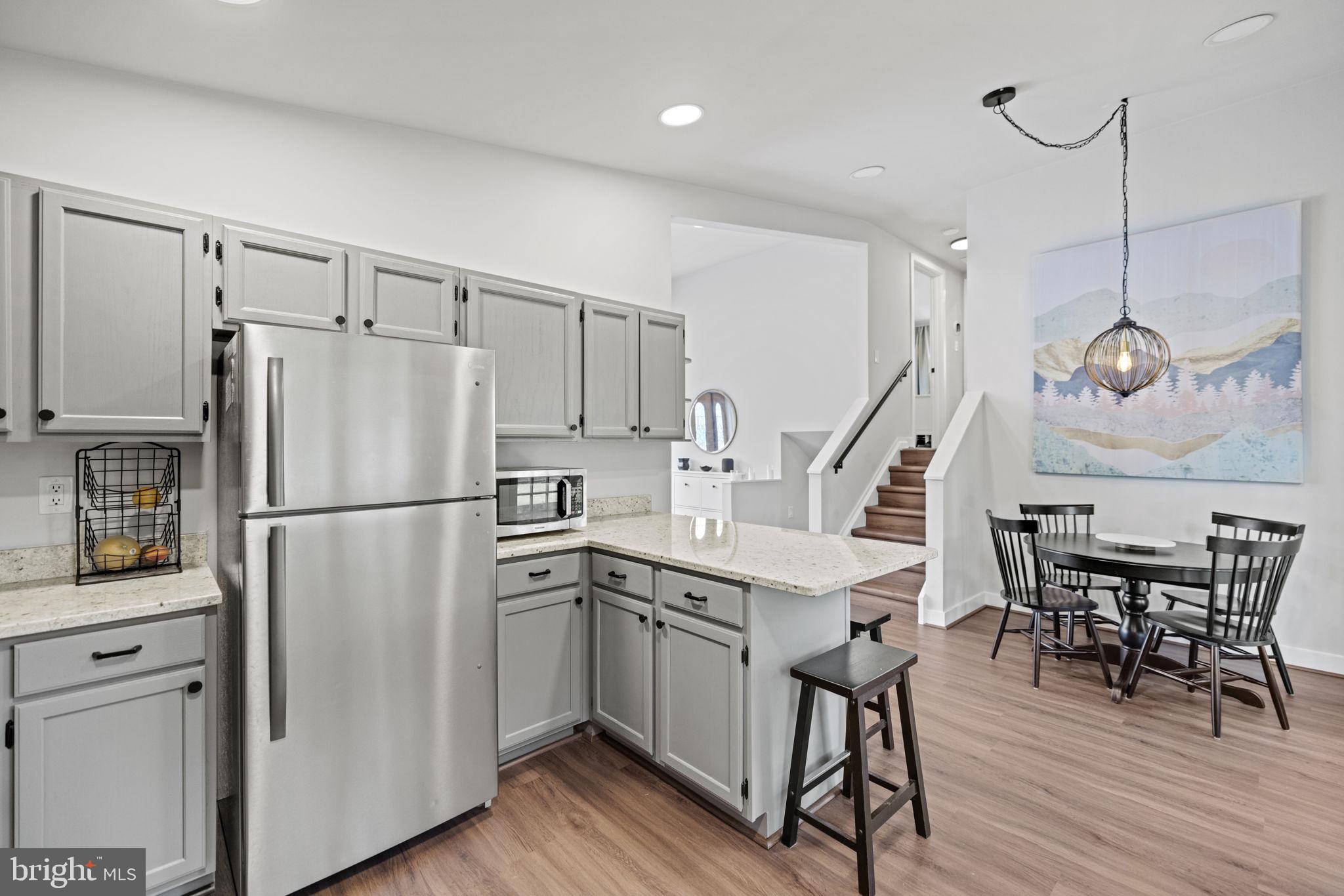 RIDGE VIEW ESTATES - Residential