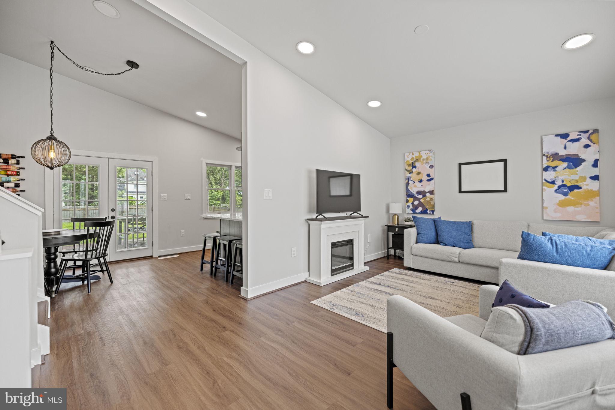 RIDGE VIEW ESTATES - Residential