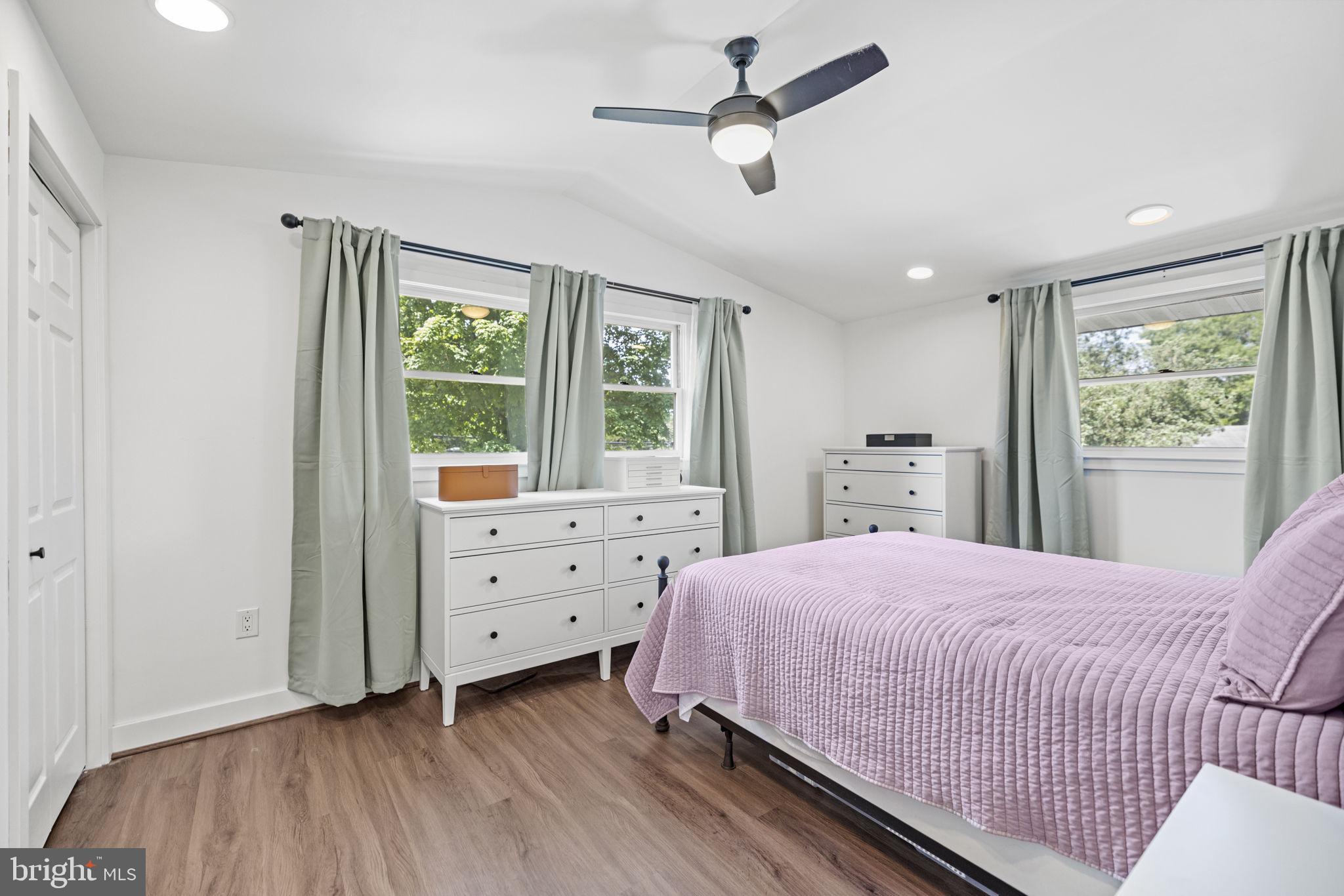 RIDGE VIEW ESTATES - Residential