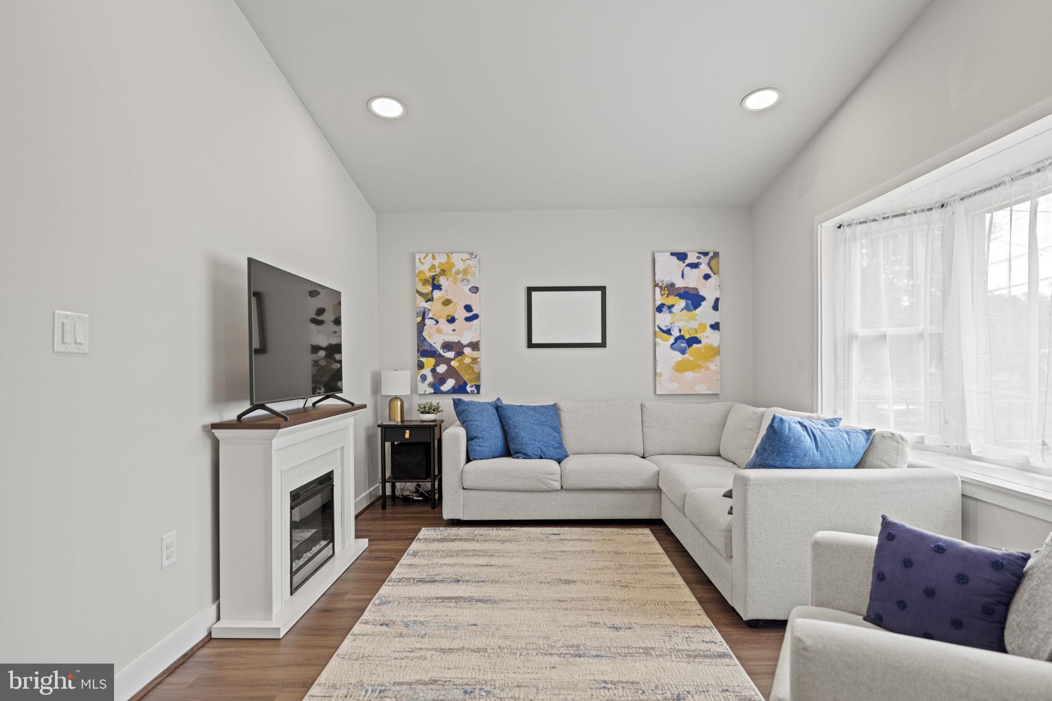 RIDGE VIEW ESTATES - Residential