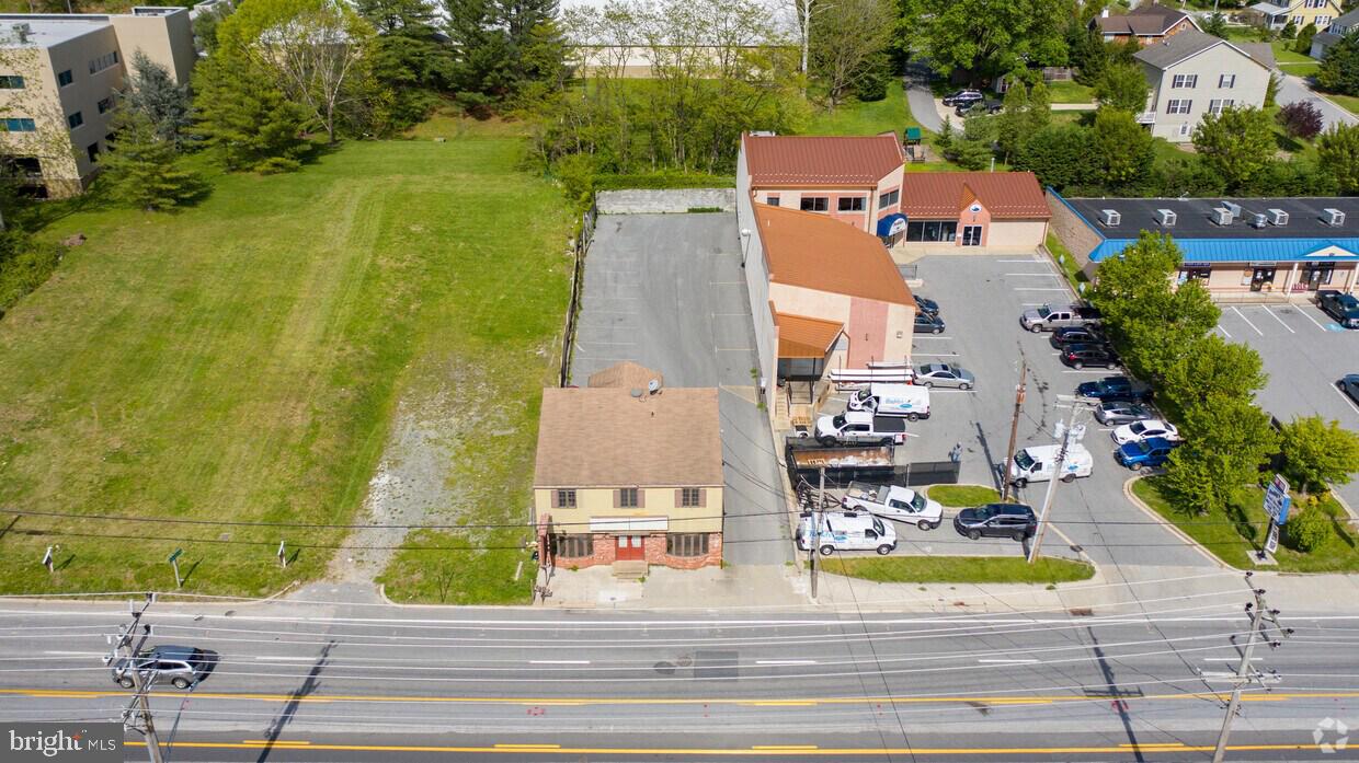10721 YORK ROAD