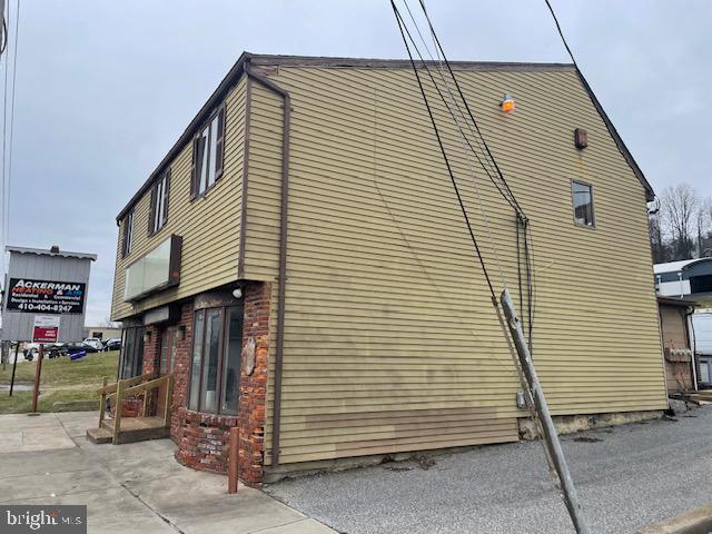 10721 YORK ROAD