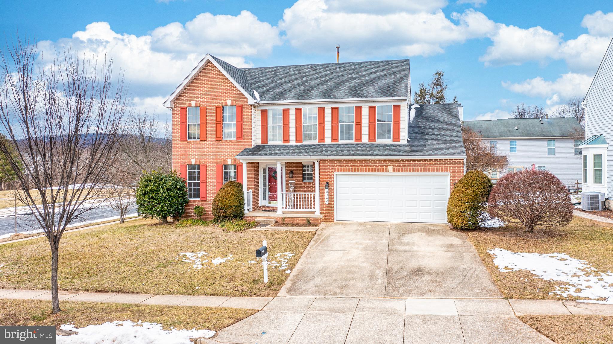 EMERALD FARM - Residential