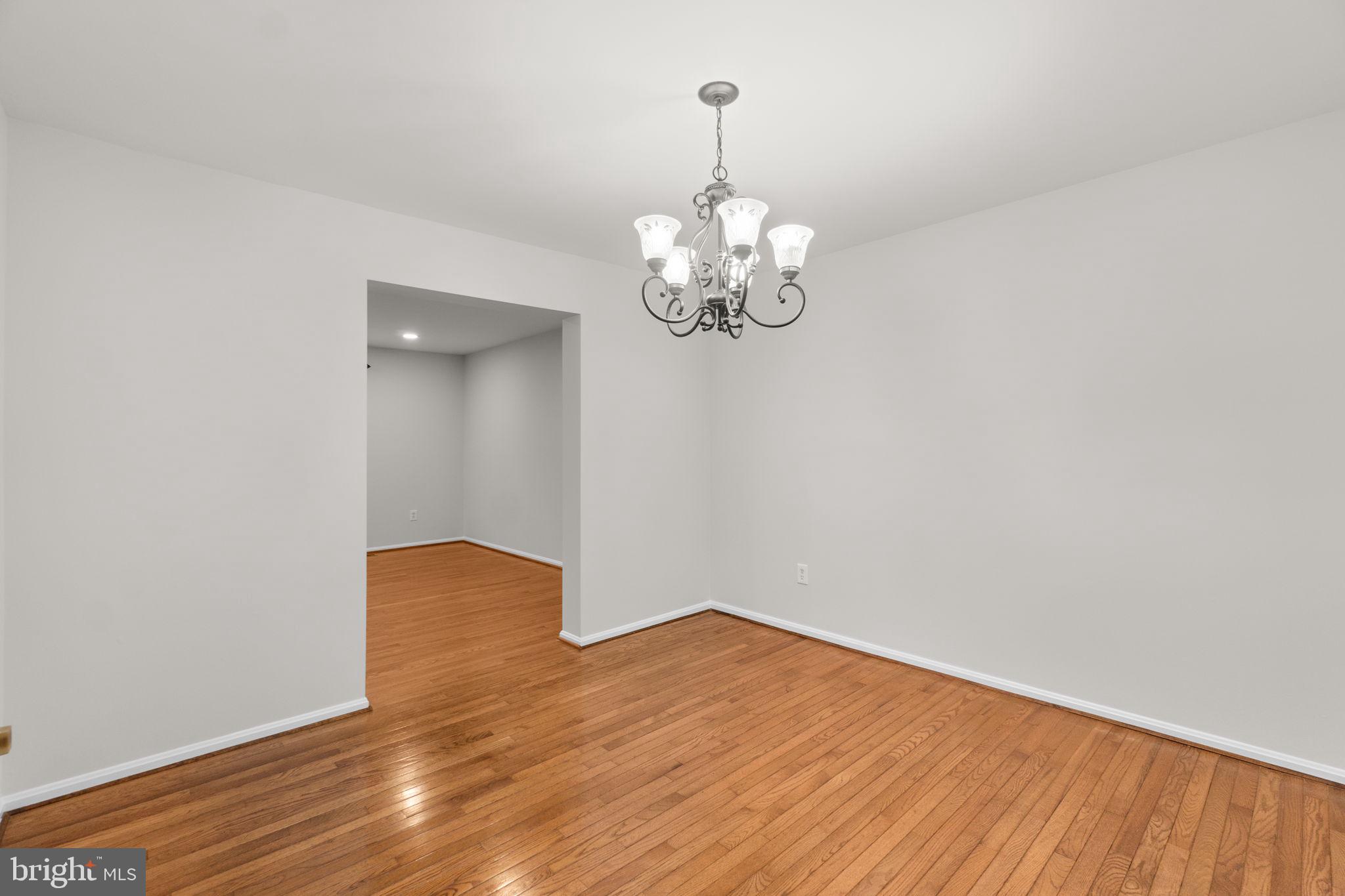 VILLAGE OF LONG REACH - Residential