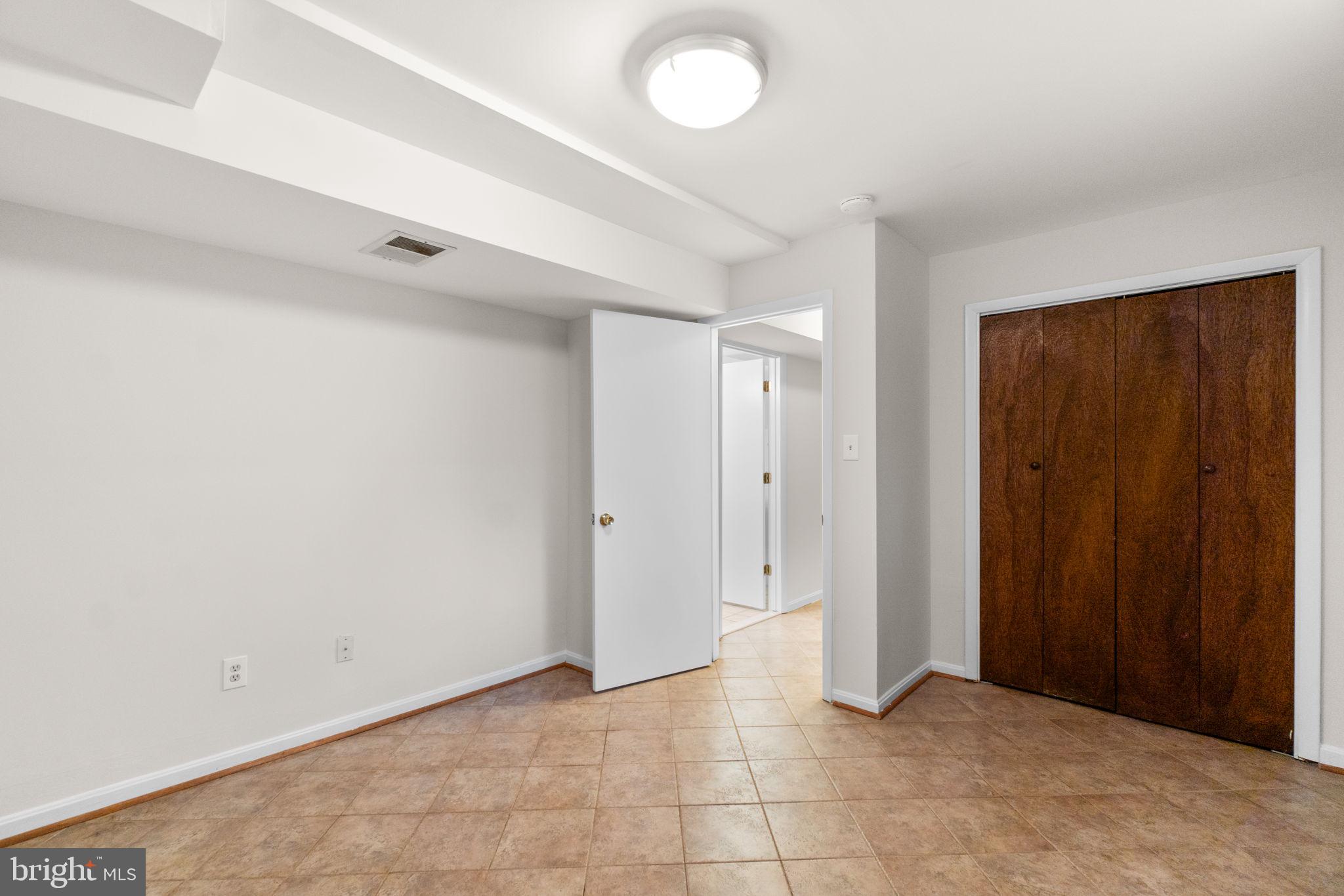 VILLAGE OF LONG REACH - Residential