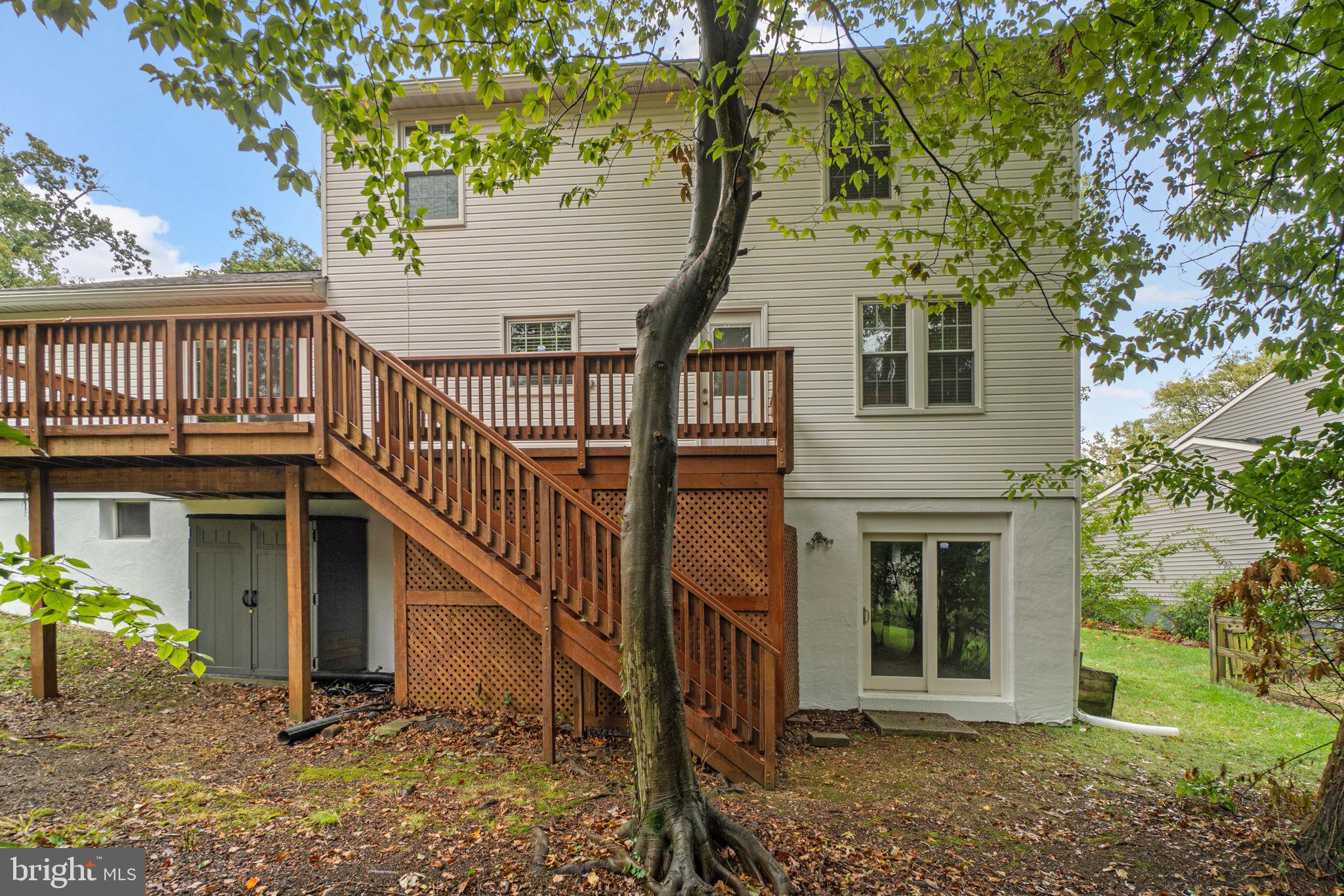 VILLAGE OF LONG REACH - Residential