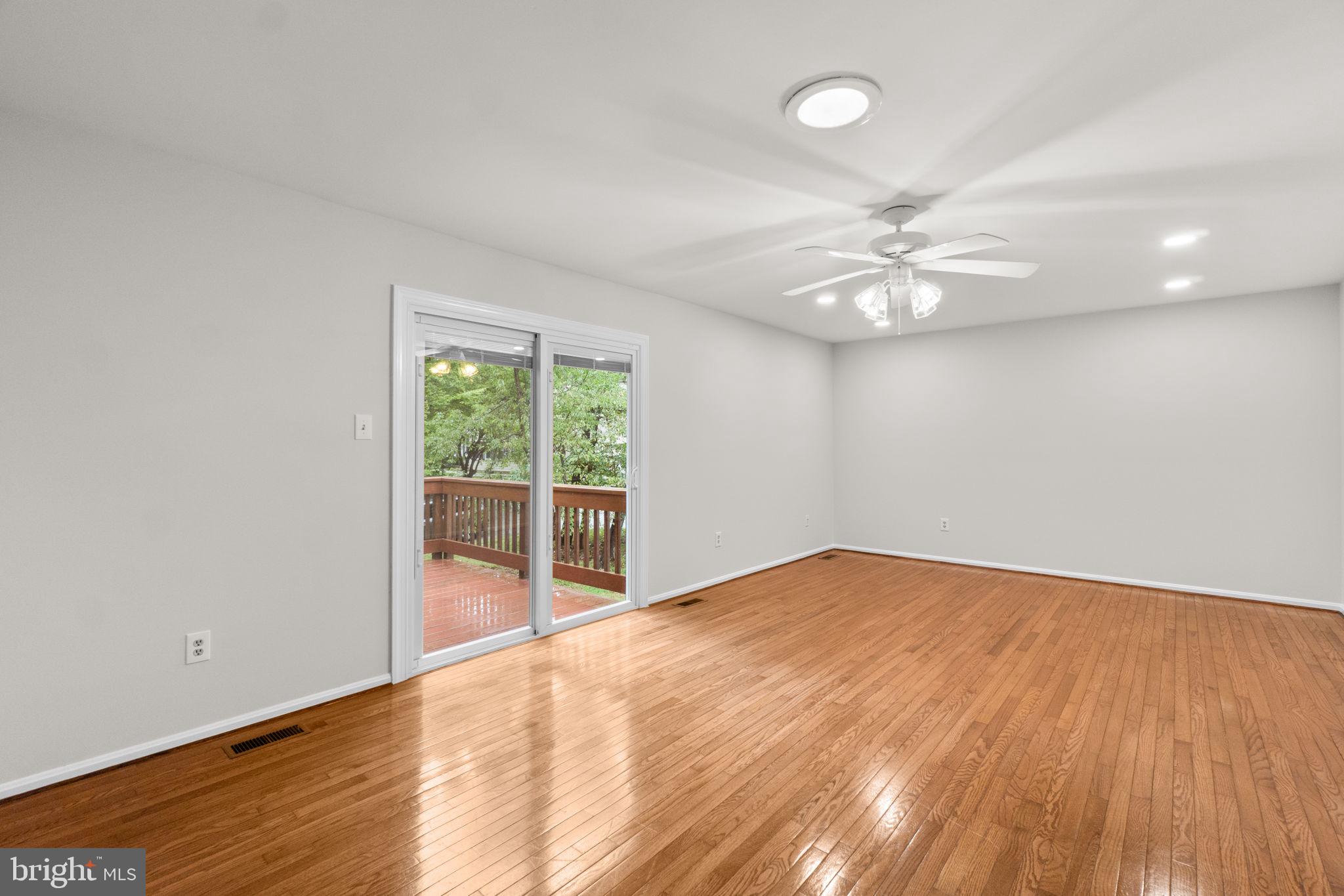 VILLAGE OF LONG REACH - Residential